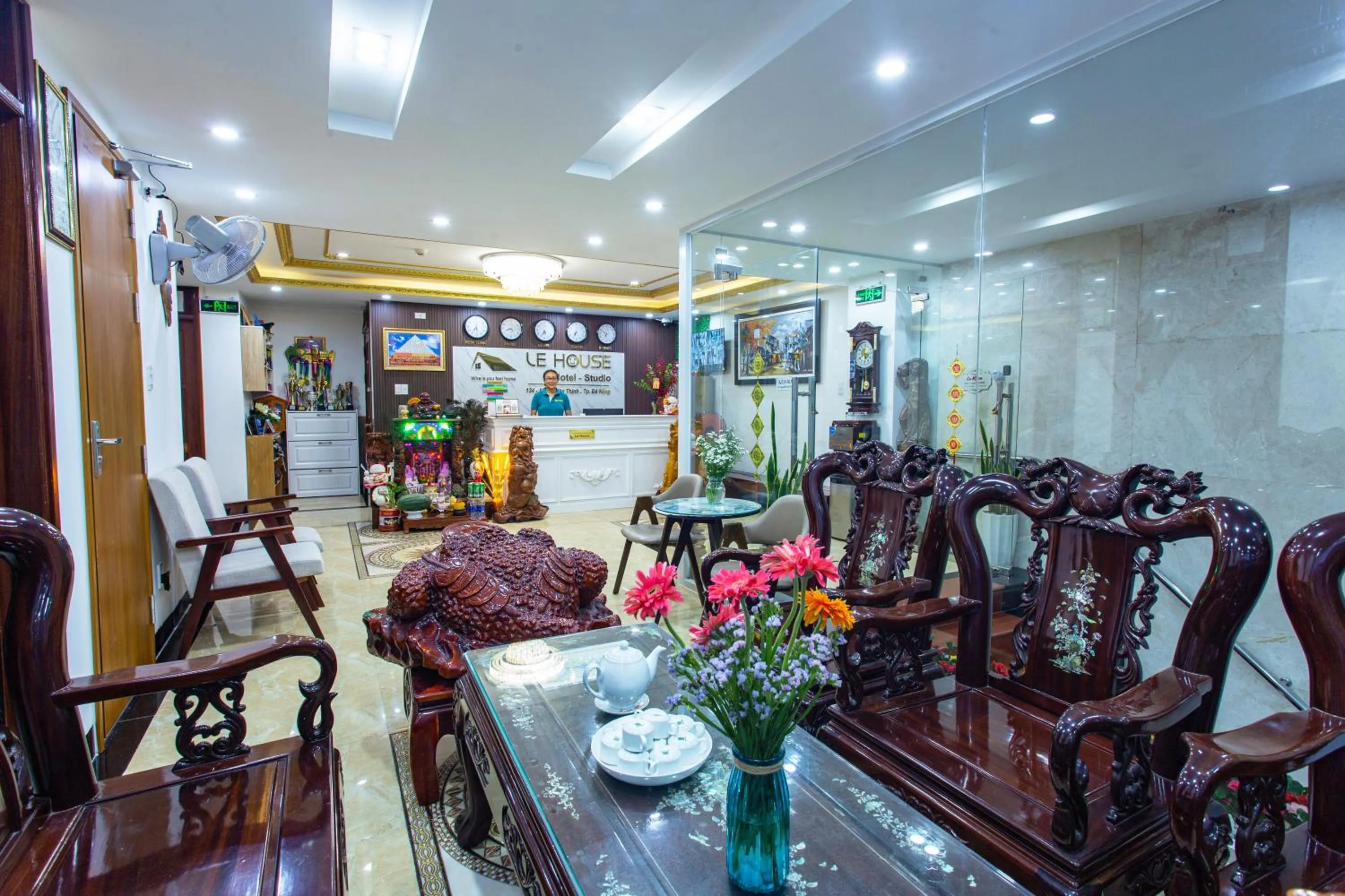 Lobby or reception in Le House Hotel and Studio