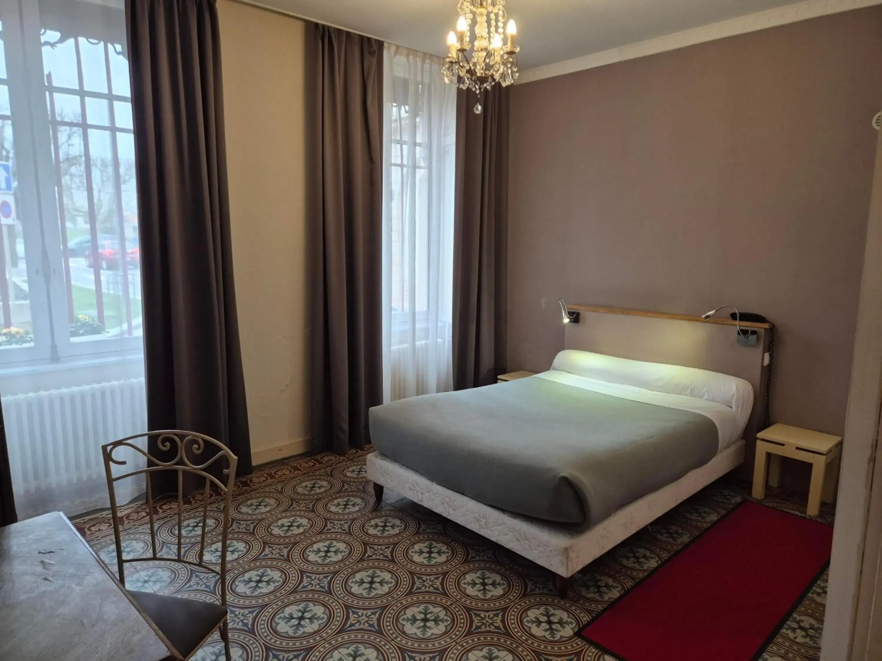 Double Room - Disability Access in Hotel Saint Jean Double Room - Disability Access in Hotel Saint Jean