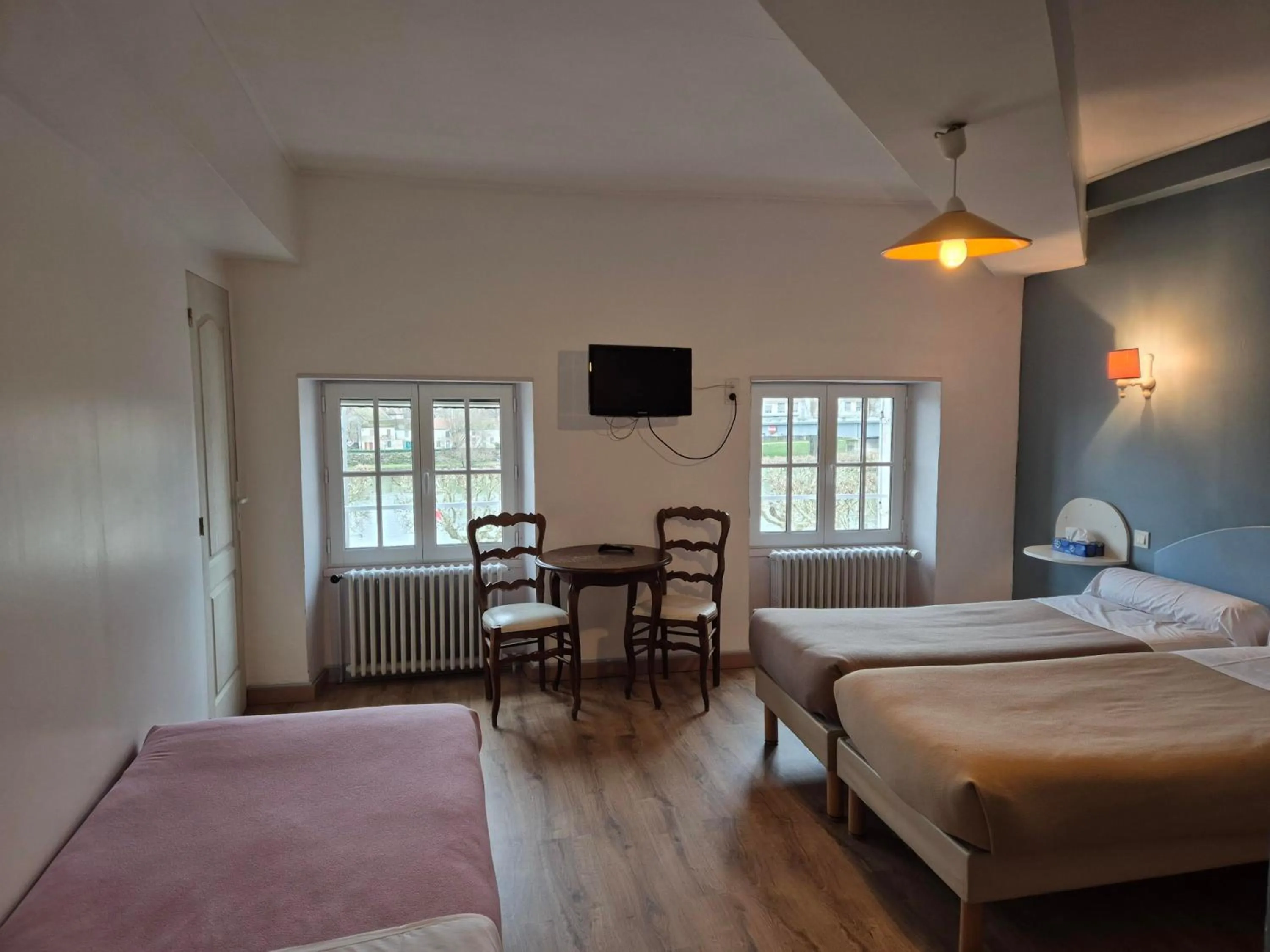 Bed in Hotel Saint Jean