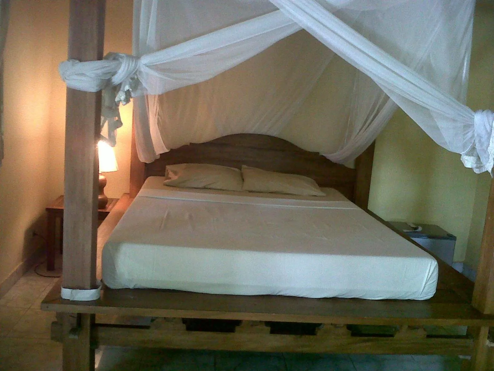 Bed in Arjana Bungalows 2