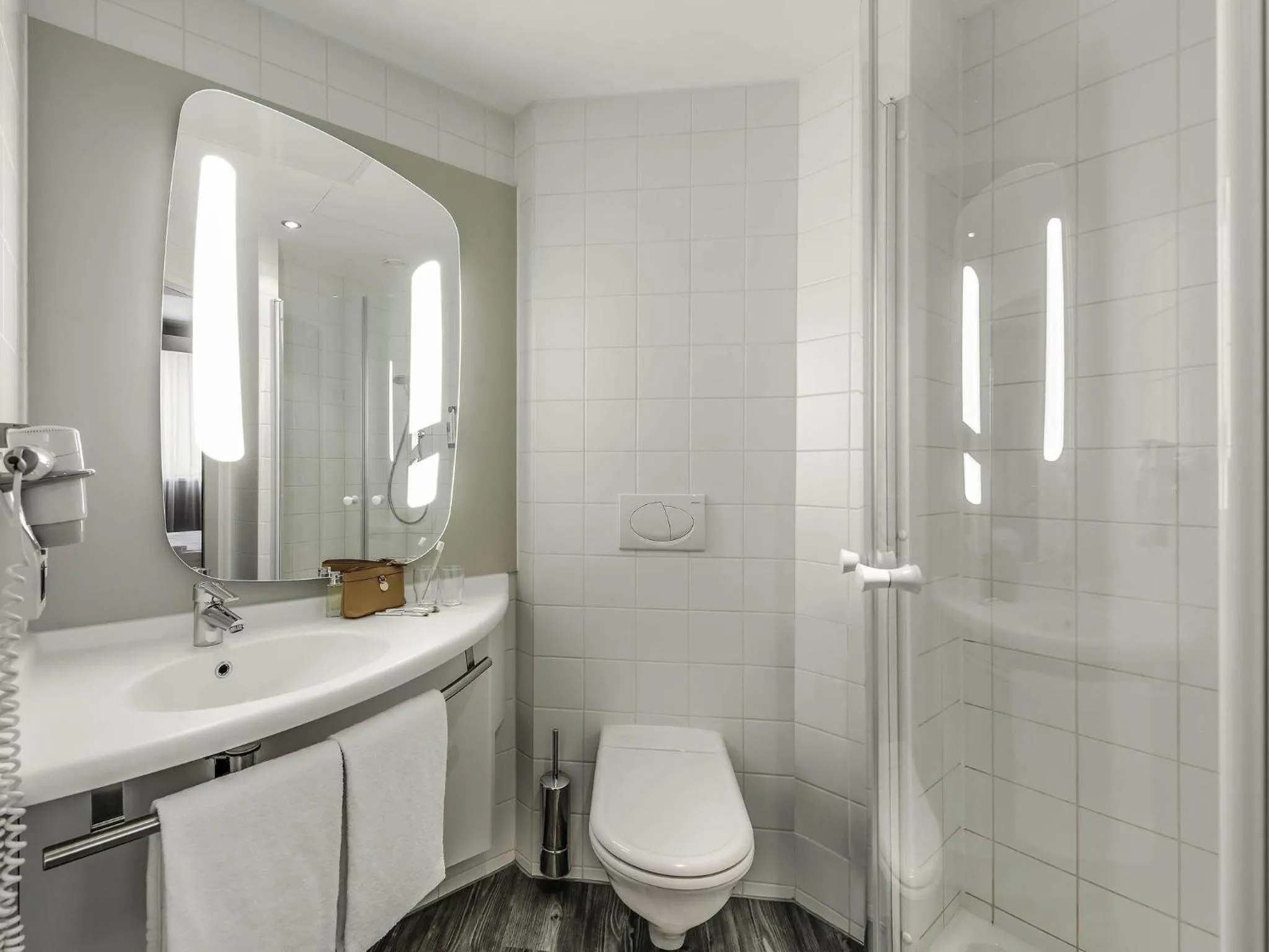 Bedroom in ibis Paris Place d’Italie 13ème