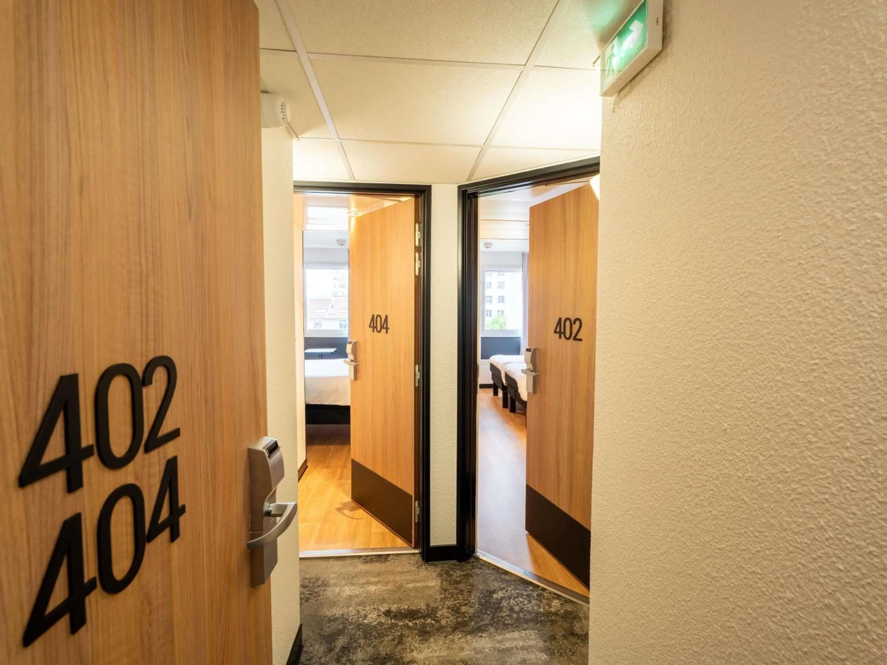 Bedroom in ibis Paris Vanves Parc des Expositions