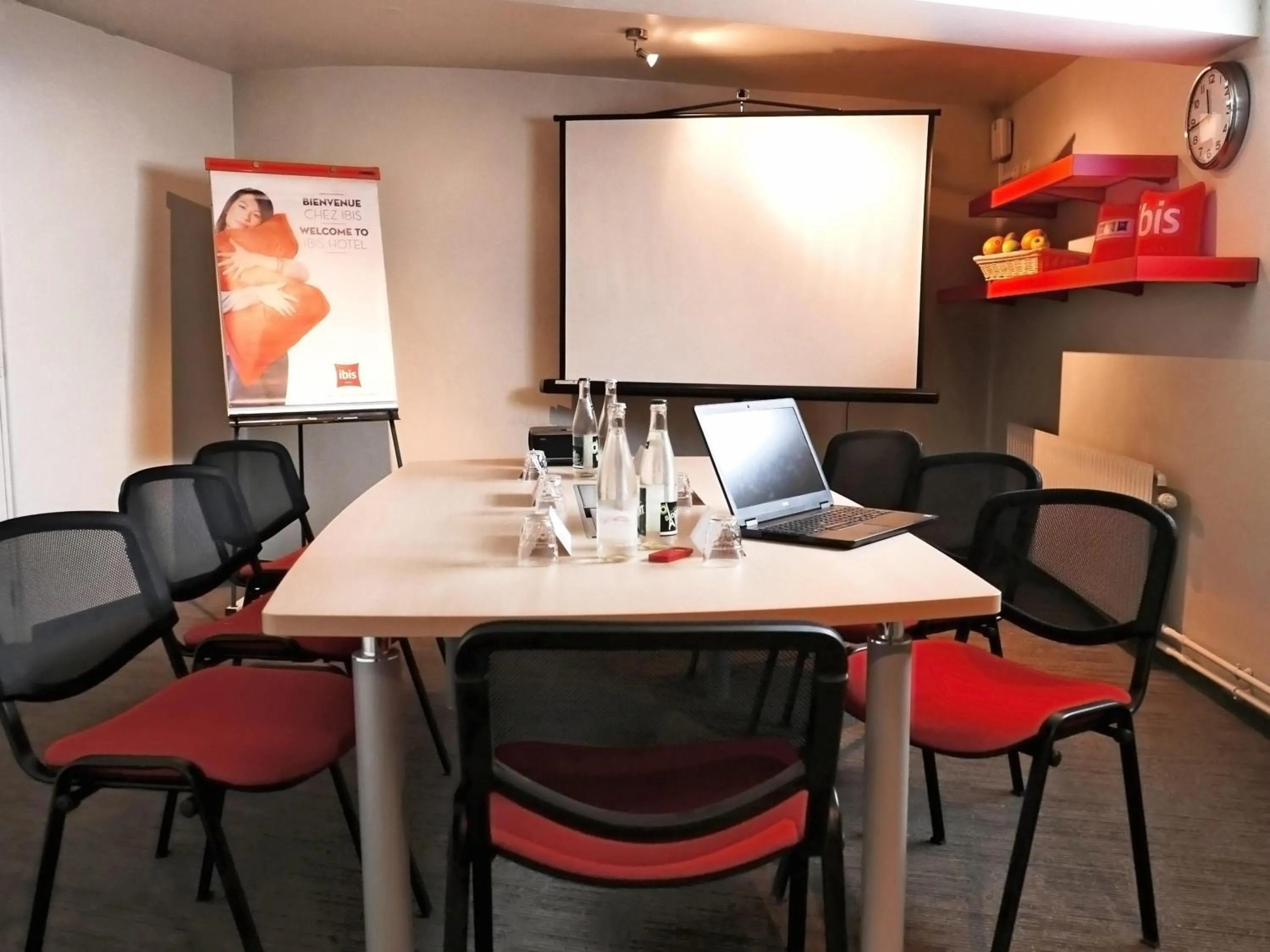 Meeting/conference room in ibis Paris Brancion Parc des Expositions 15ème