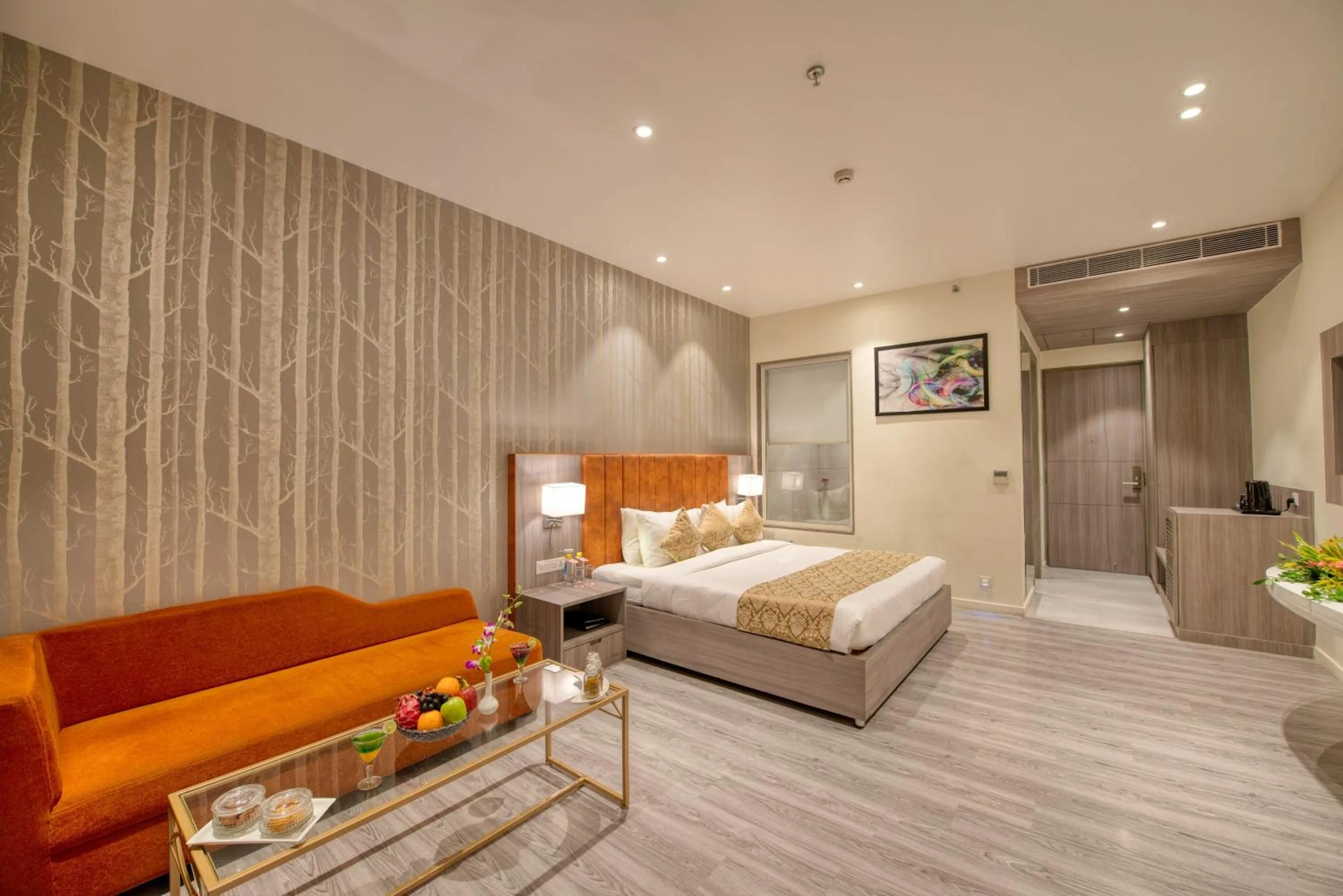 Bed in Hotel Deep Clarks Inn Lucknow