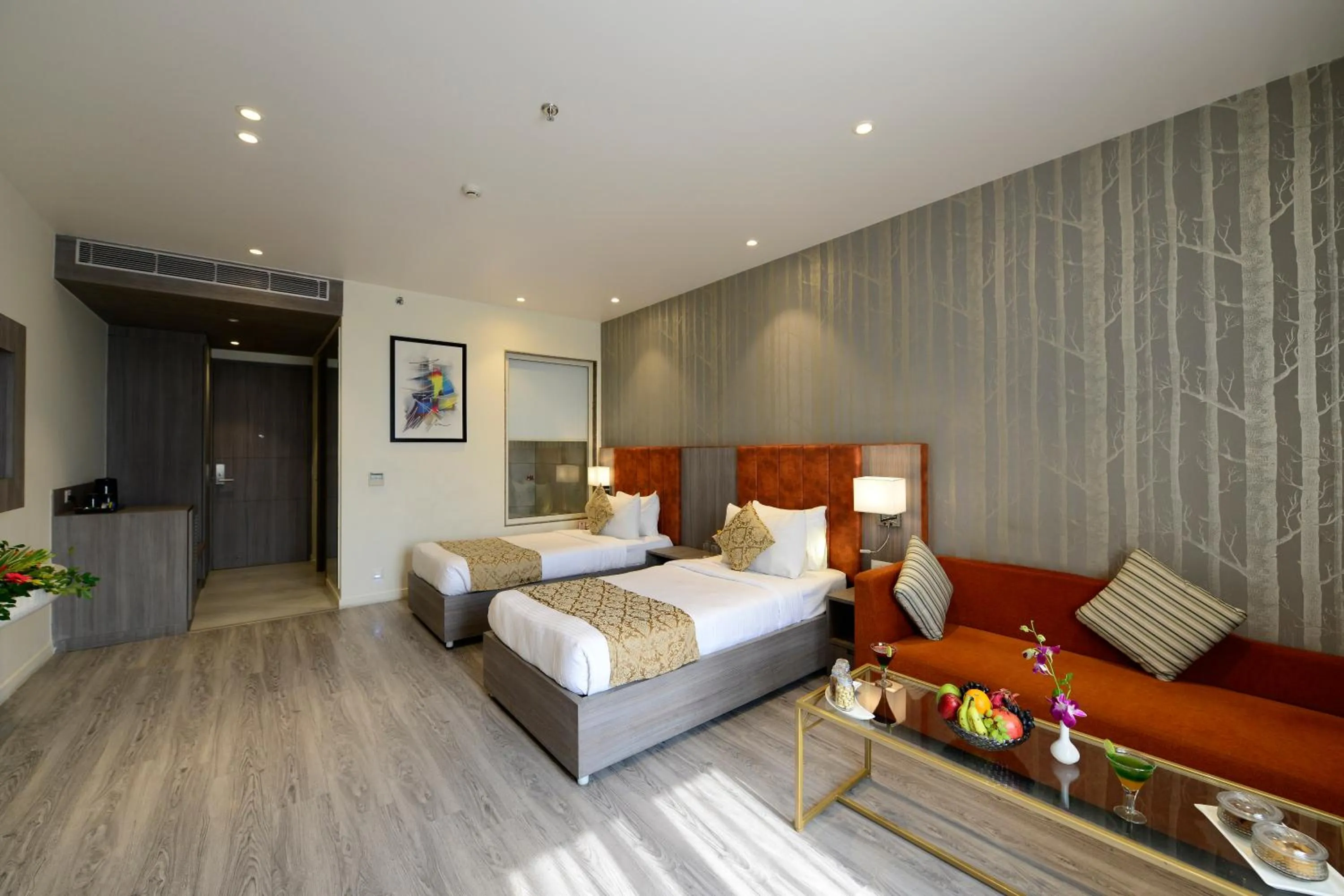 Bed in Hotel Deep Clarks Inn Lucknow