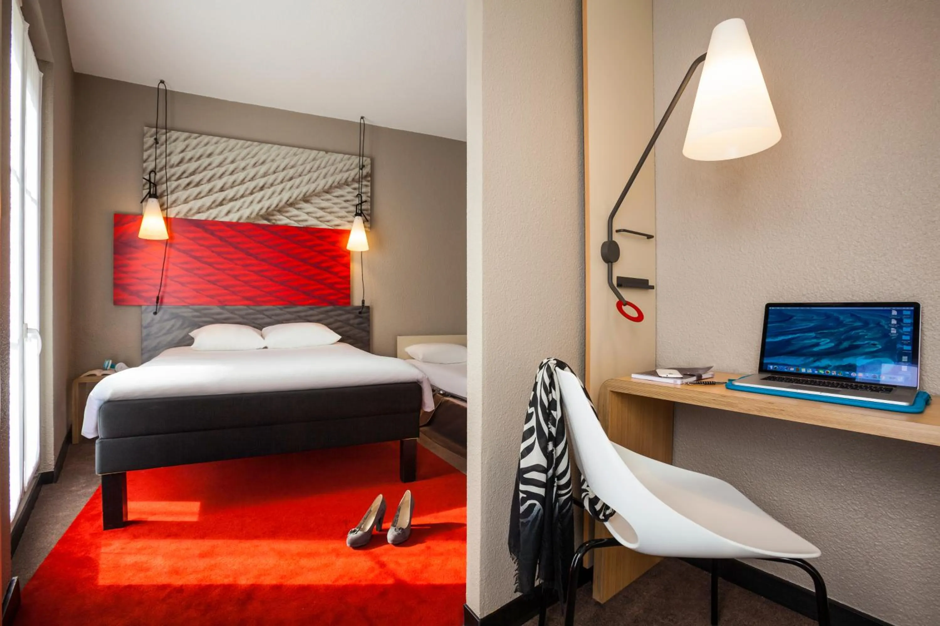 Photo of the whole room, Bed in ibis Paris Gare De L'Est TGV