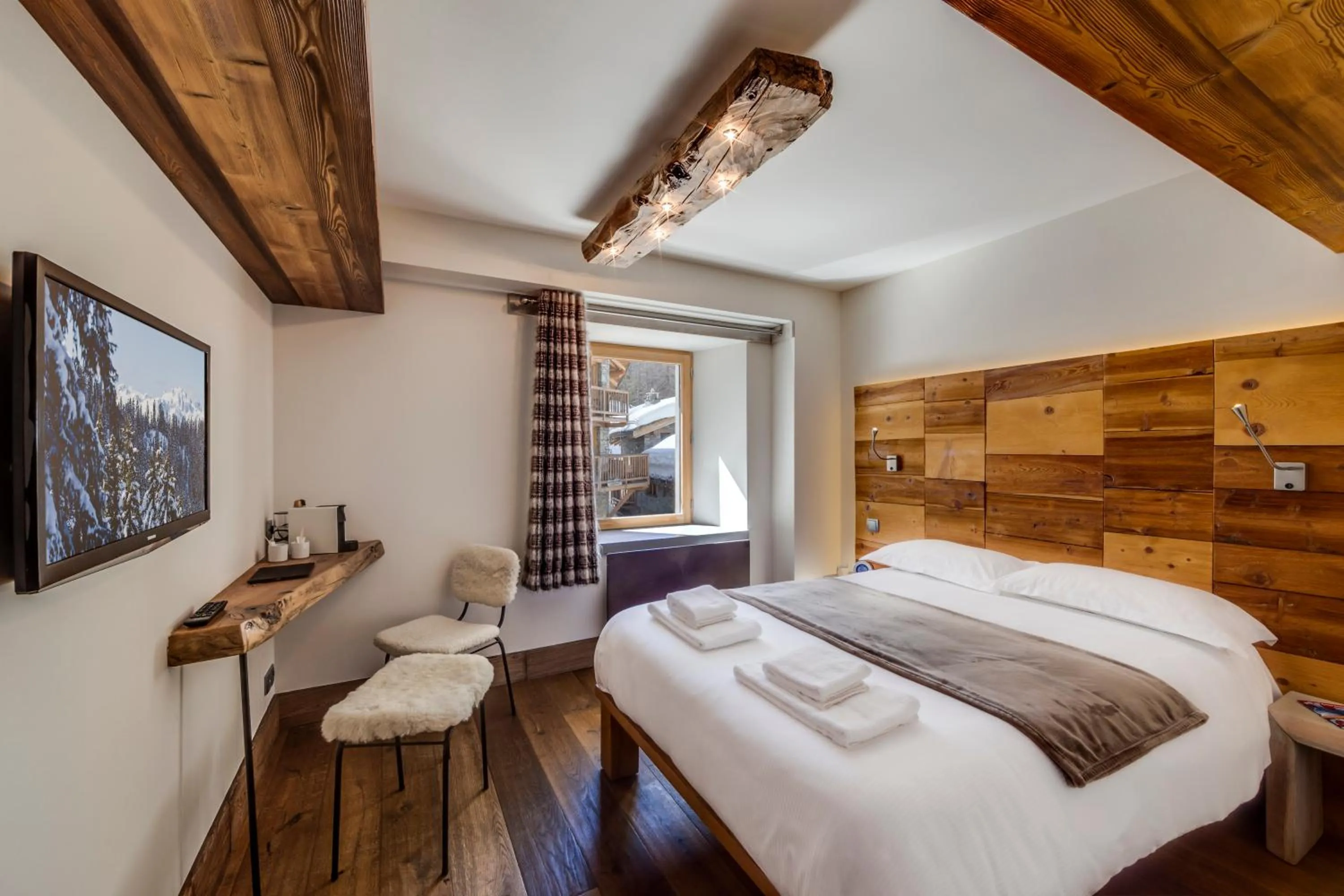 Bed in Chalet Hotel Du Fornet