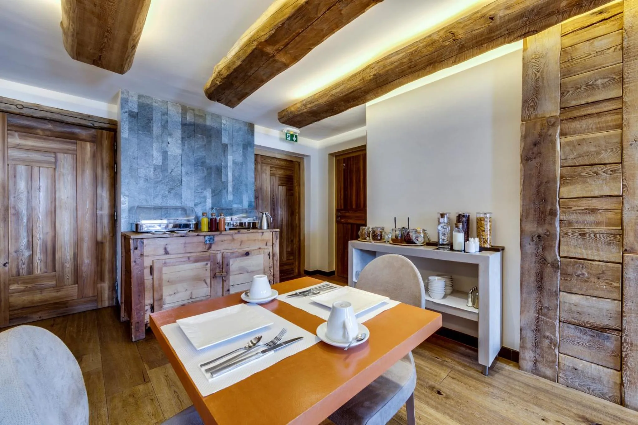 Continental breakfast in Chalet Hotel Du Fornet