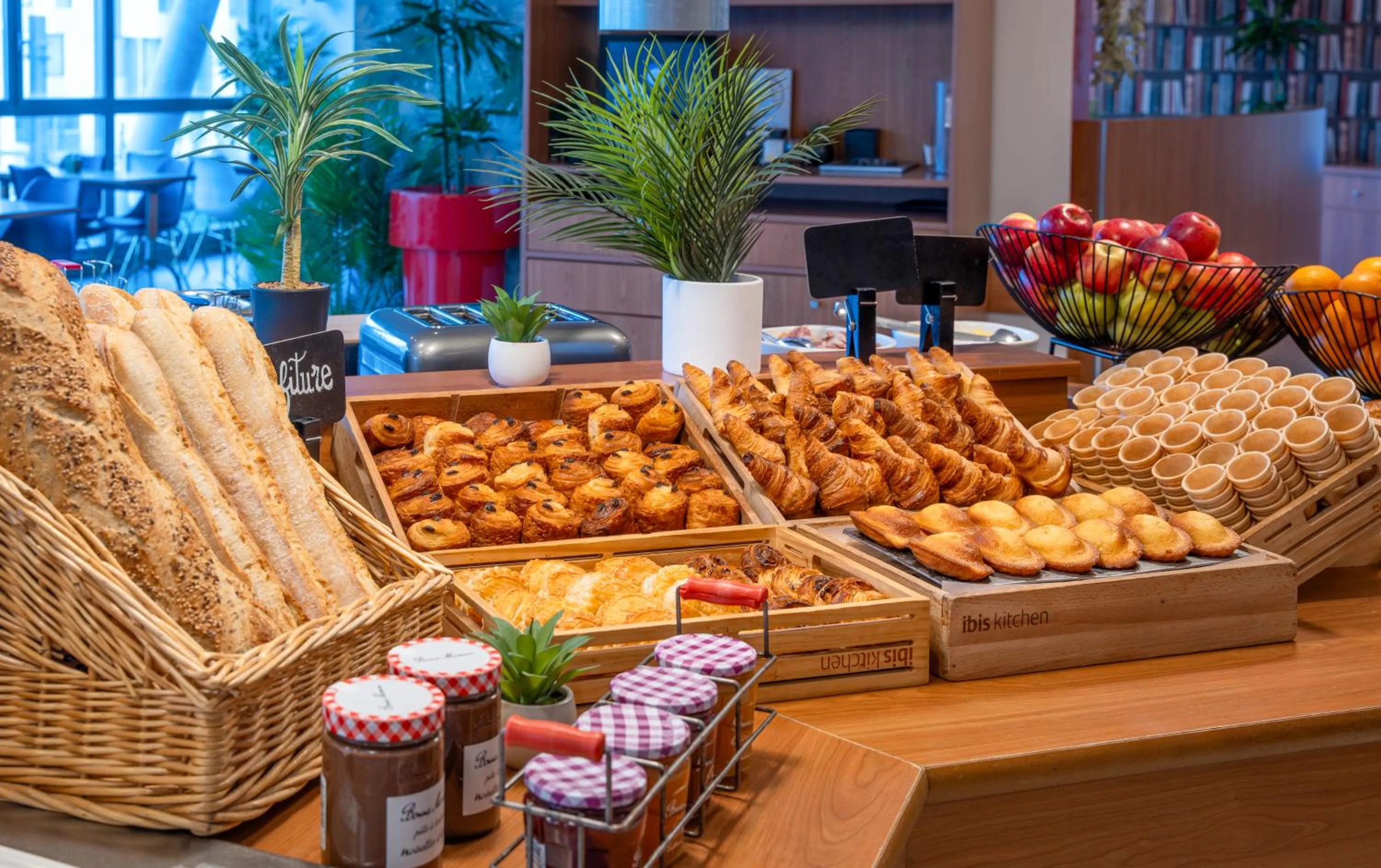 Breakfast in ibis Paris 17 Clichy-Batignolles