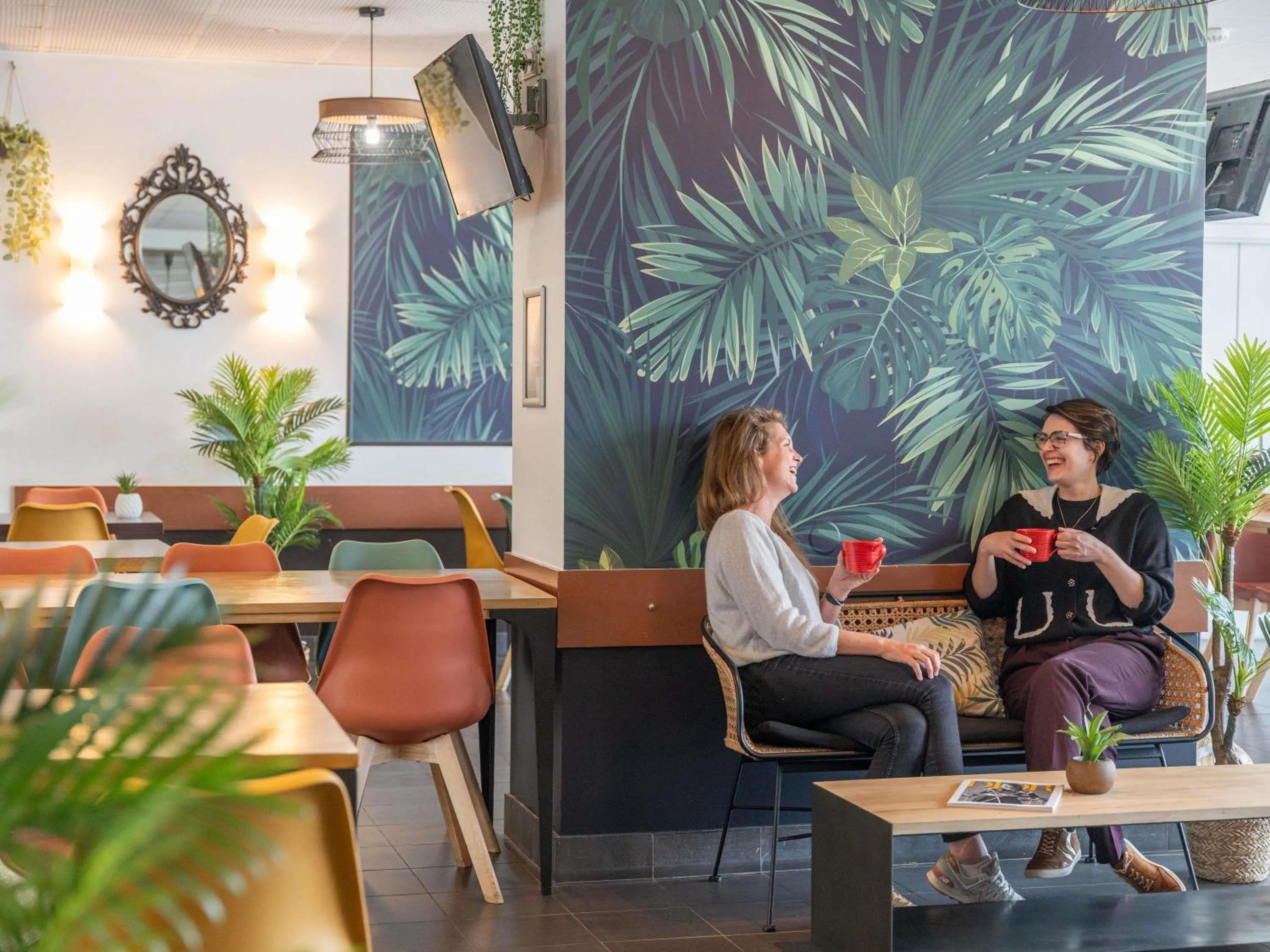 Restaurant/places to eat in ibis Paris 17 Clichy-Batignolles