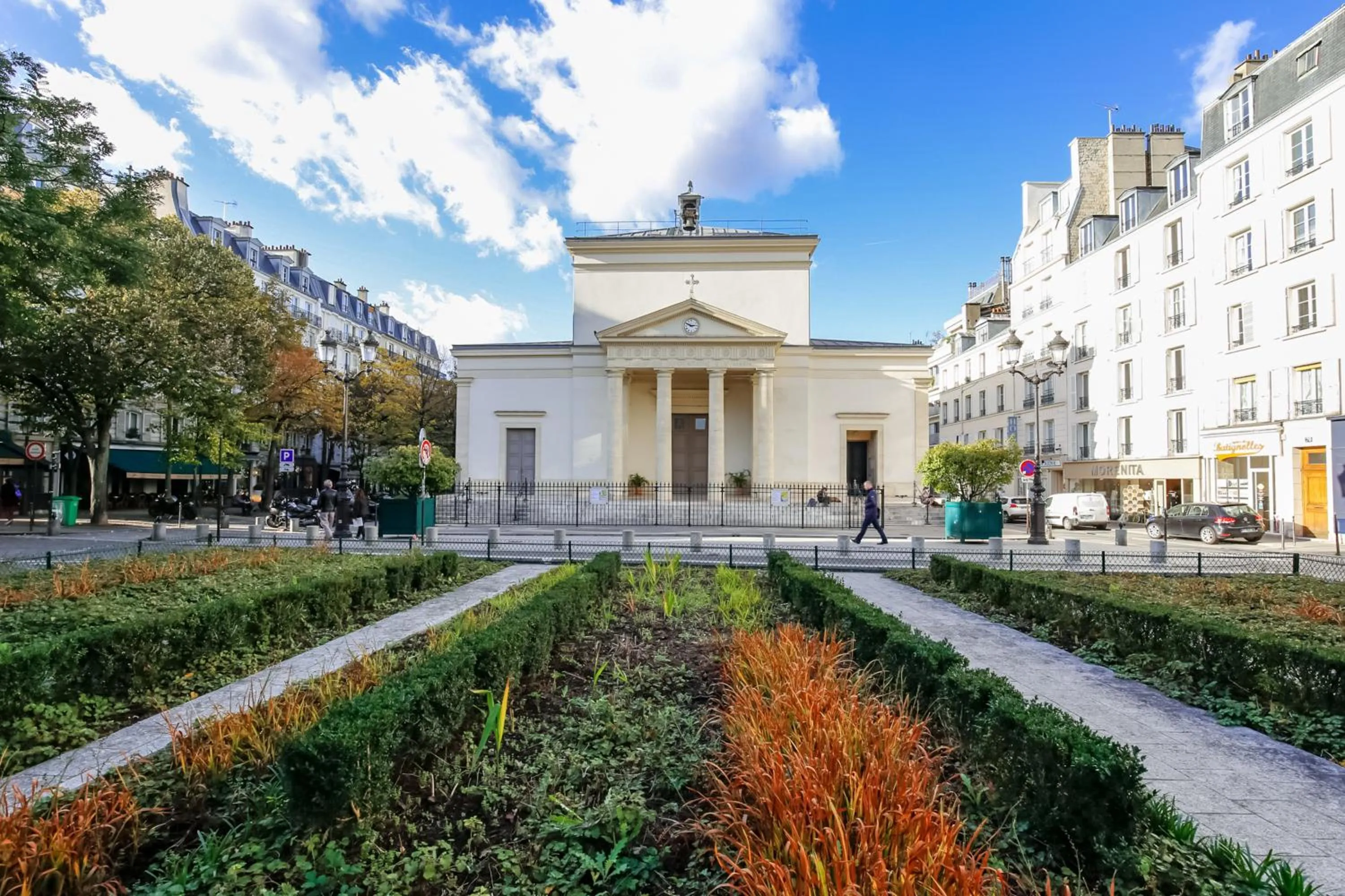 Nearby landmark in ibis Paris 17 Clichy-Batignolles