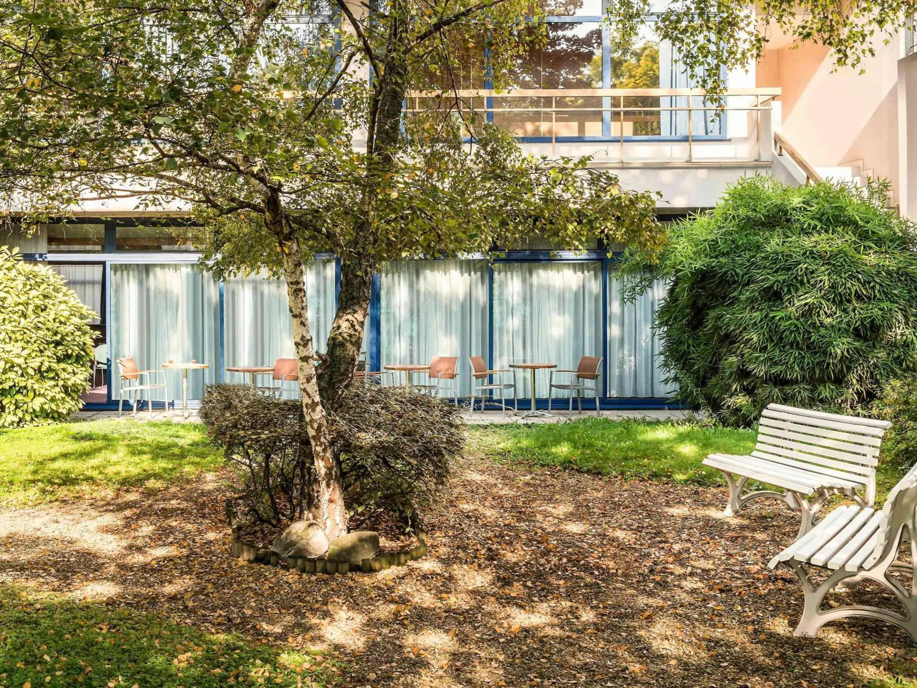 Property building in ibis Paris 17 Clichy-Batignolles