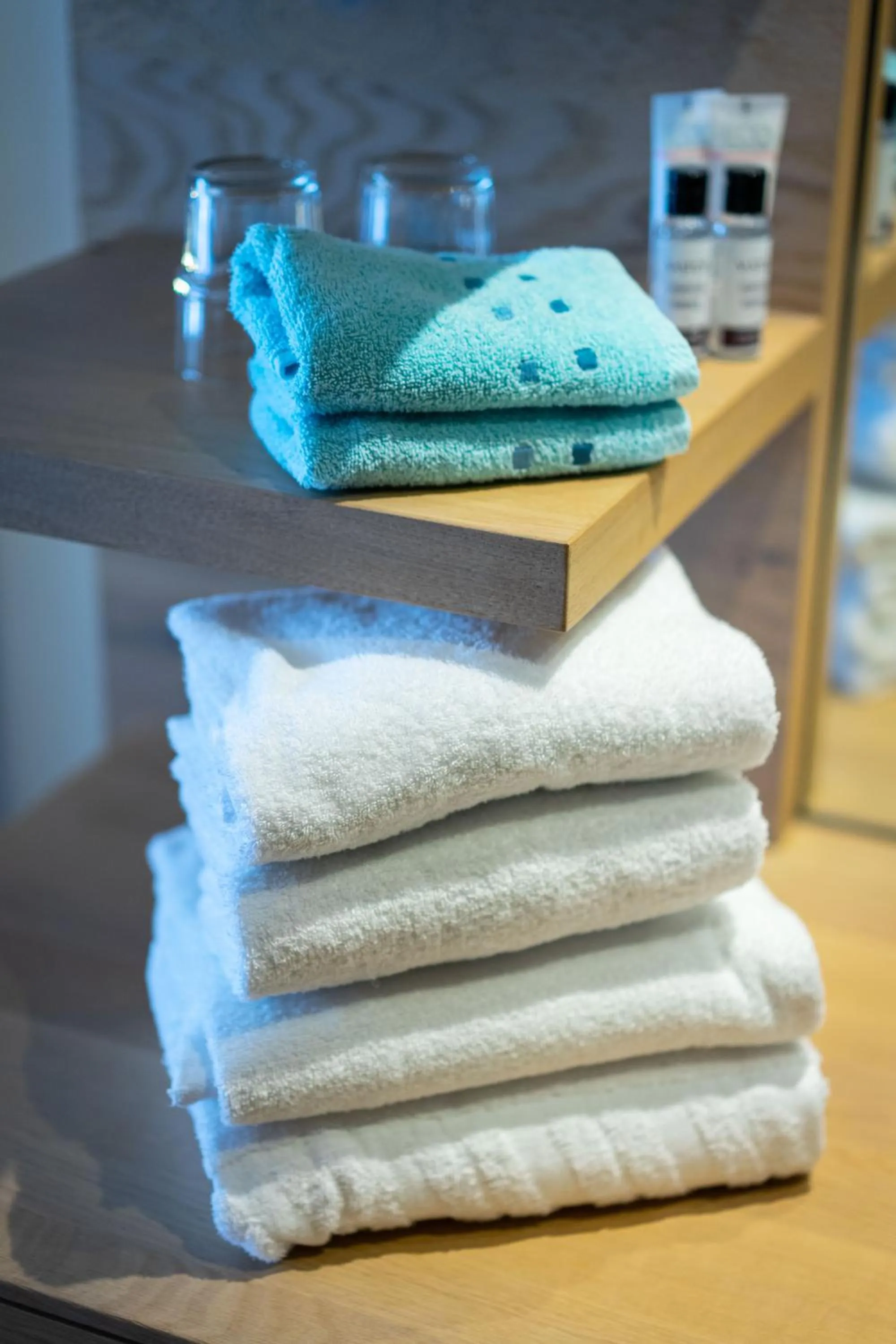 Bathroom in Wellness und Brunch Hotel MorgenZeit beheizter Naturpool mit Sandstrand Genuss Frühstück bis 13 Uhr Hochkönig Sommercard