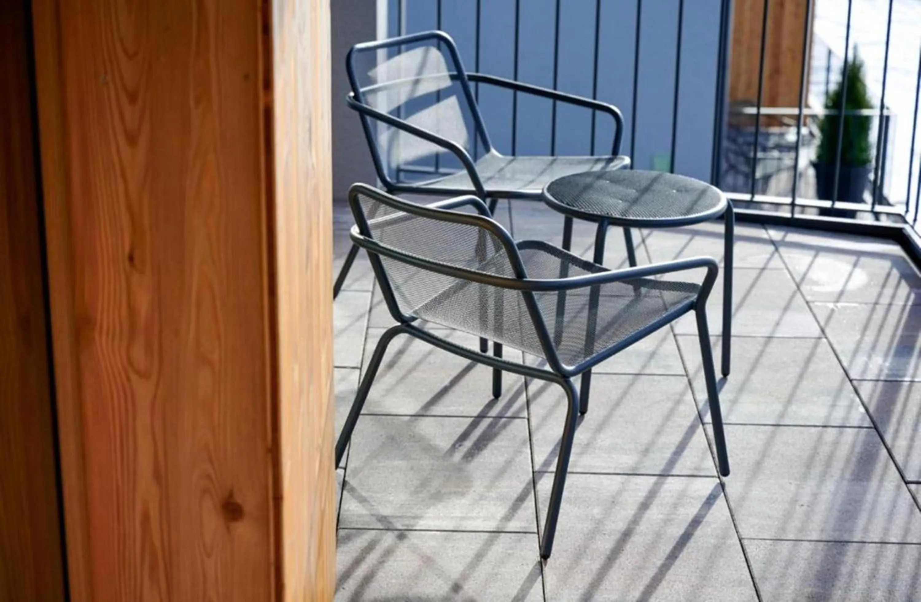 Balcony/Terrace in Wellness und Brunch Hotel MorgenZeit beheizter Naturpool mit Sandstrand Genuss Frühstück bis 13 Uhr Hochkönig Sommercard