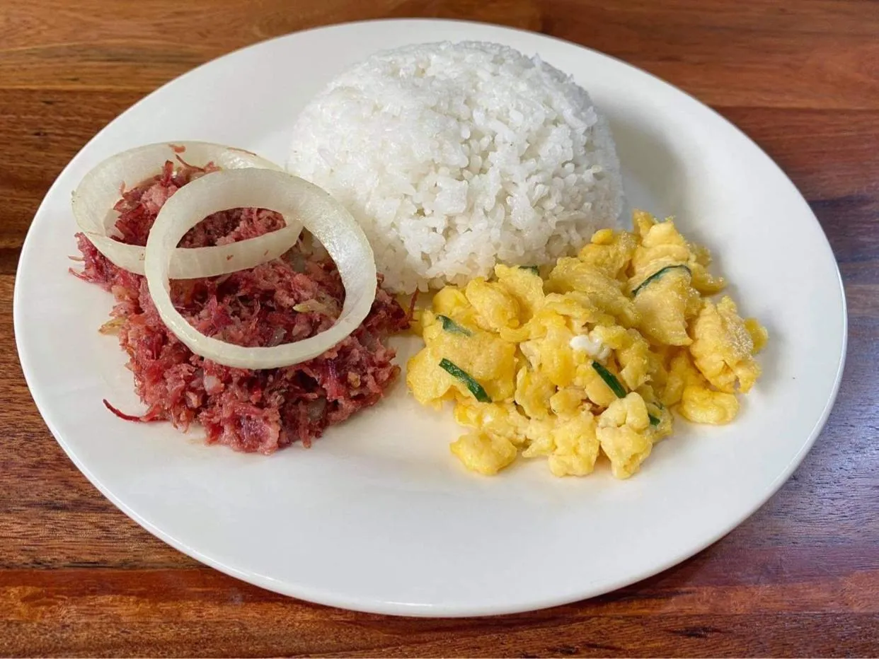 Breakfast in The Hub District Garden Suites