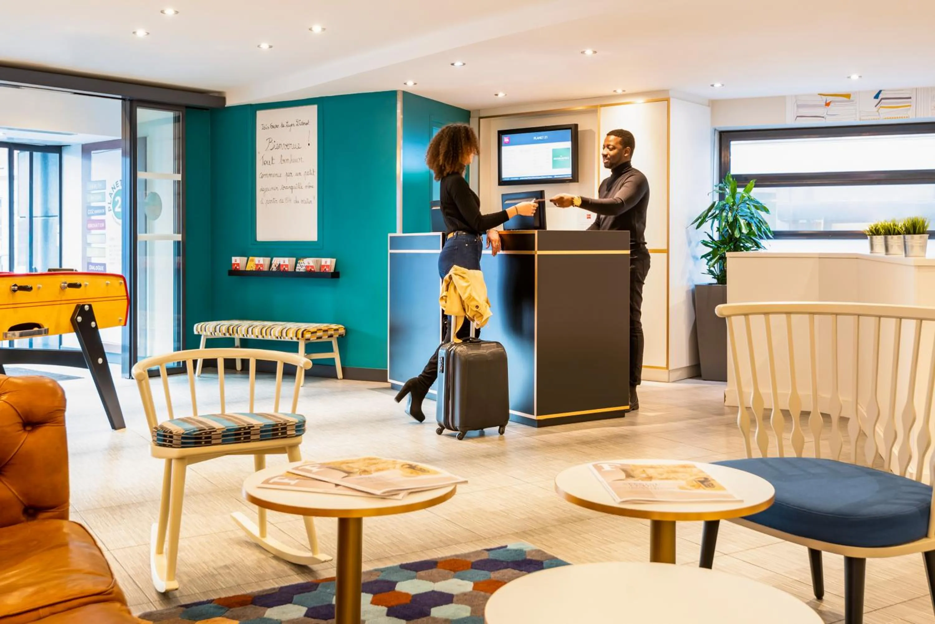 Lobby or reception in ibis Paris Gare de Lyon Diderot