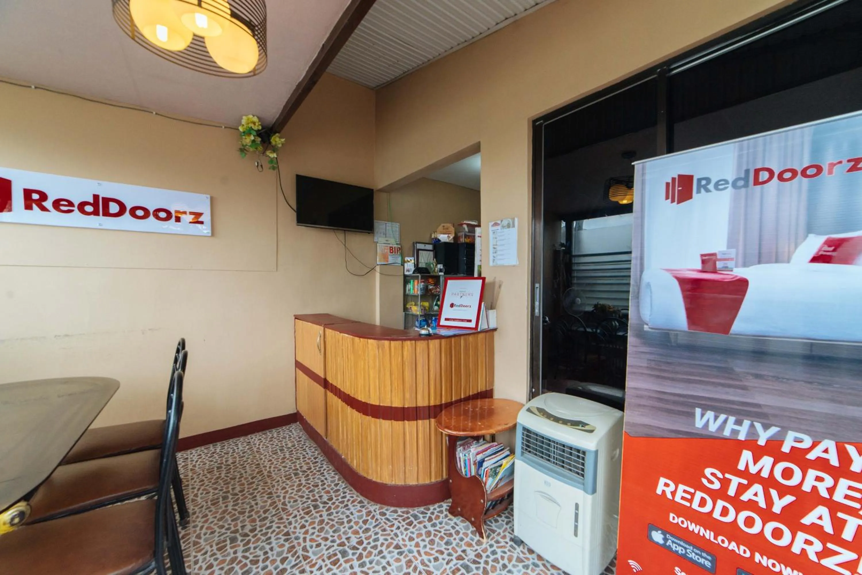 Property logo or sign in RedDoorz @ Lagao General Santos