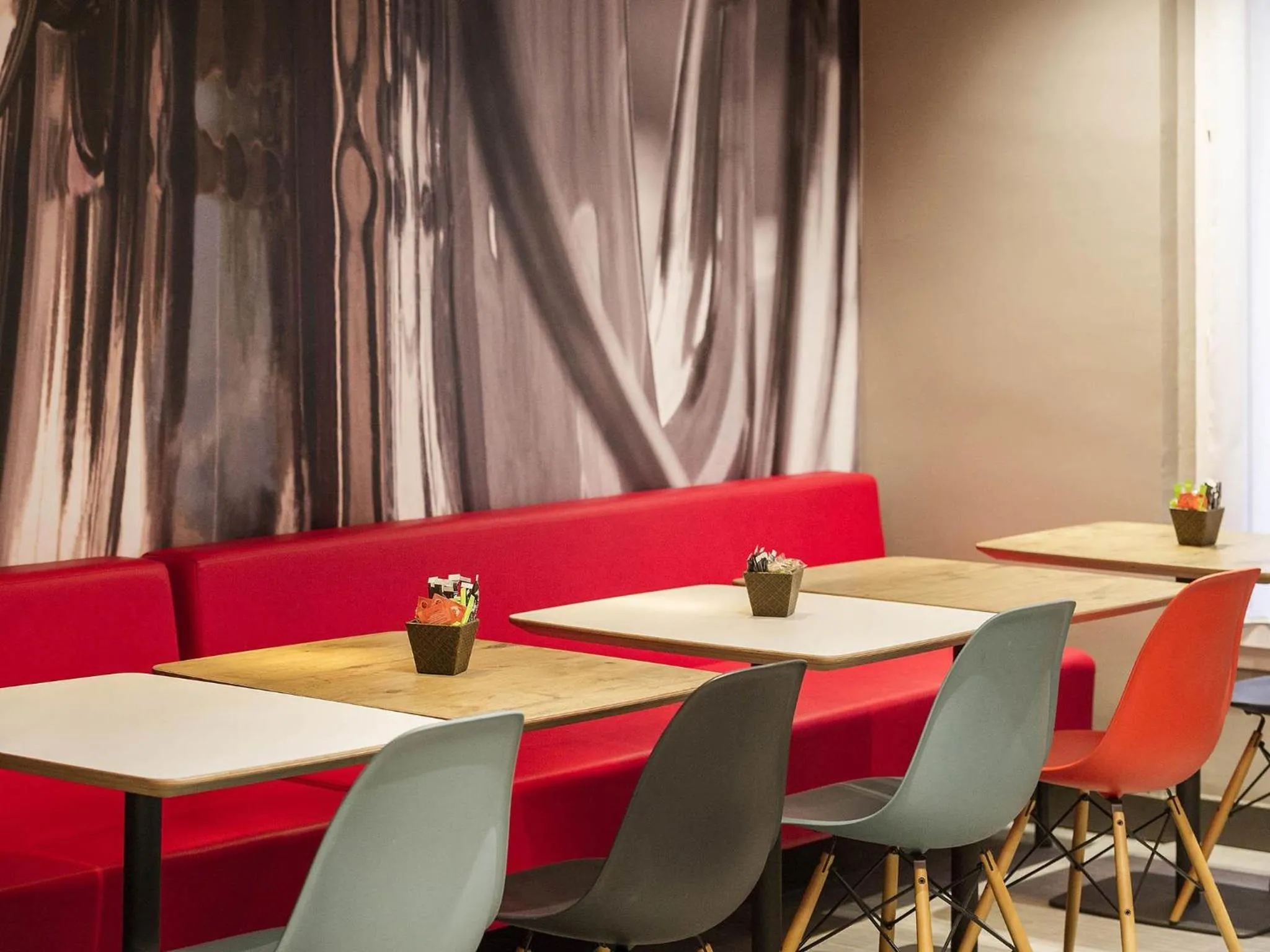 Breakfast in ibis Paris Vaugirard Porte de Versailles