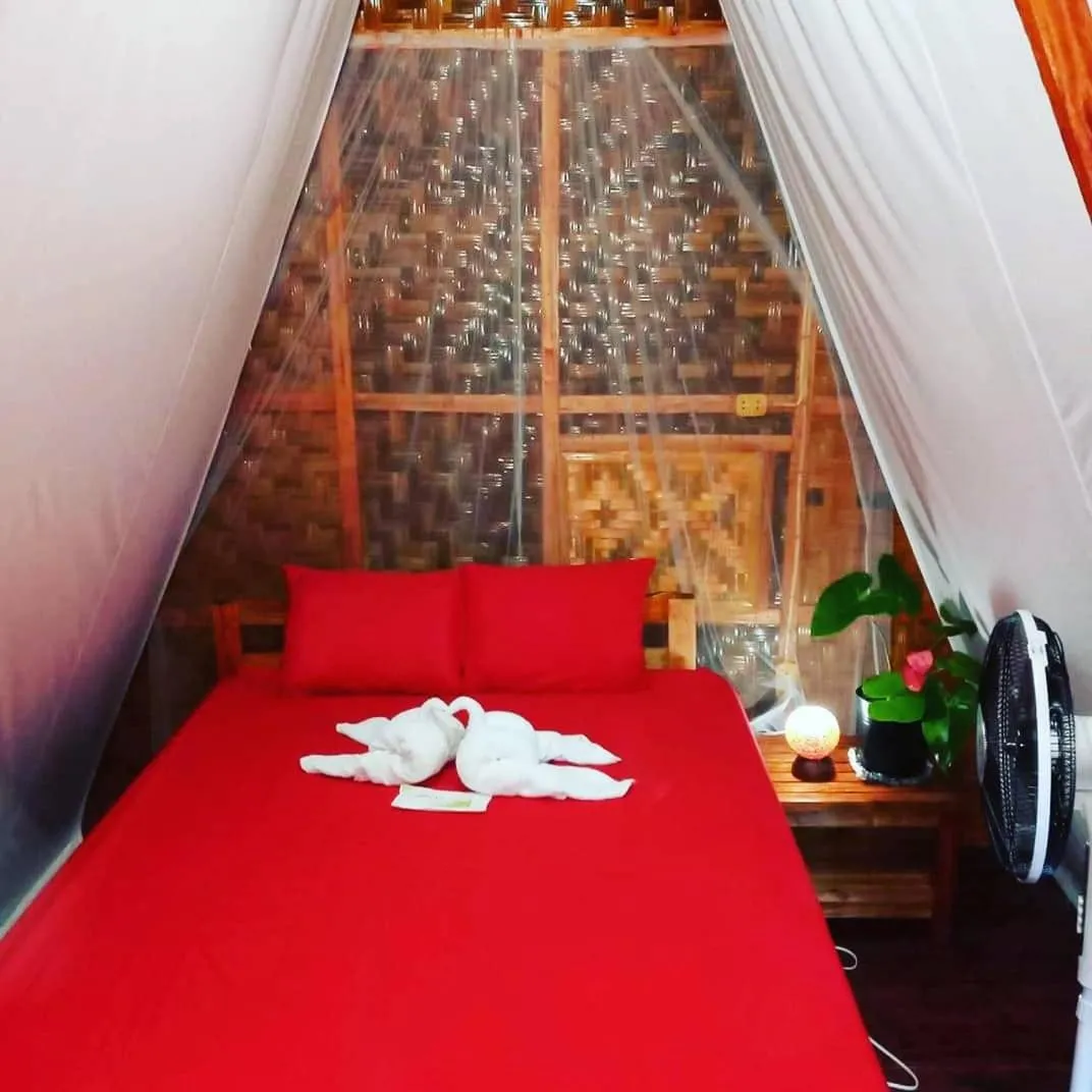 Bed in SHUKRAN Apartelle