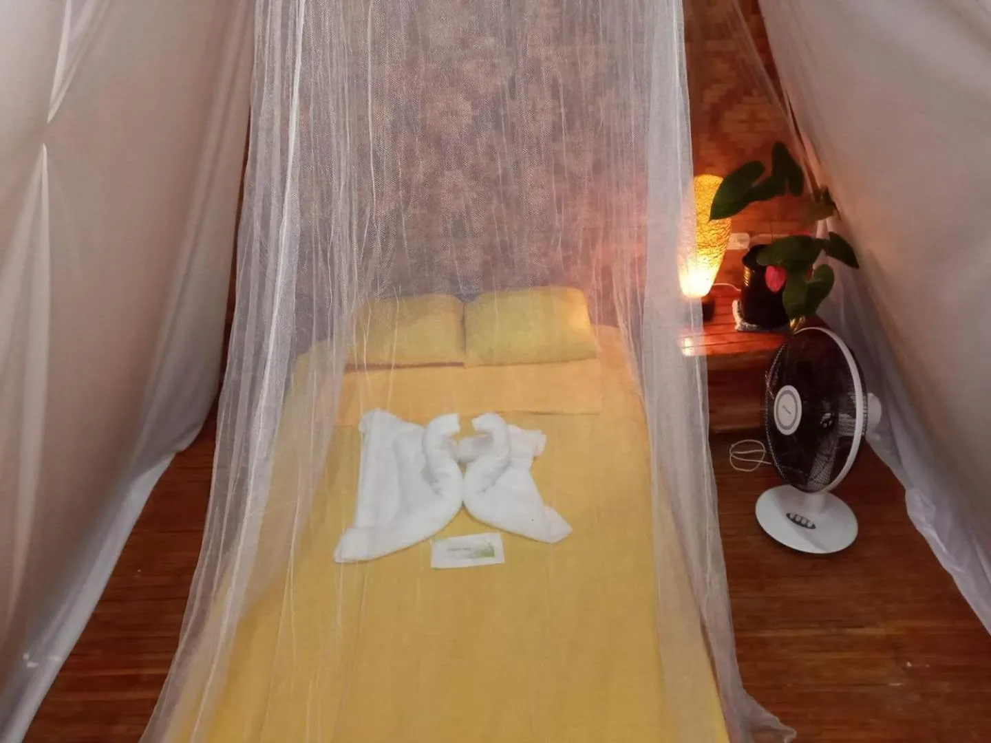 Bed in SHUKRAN Apartelle