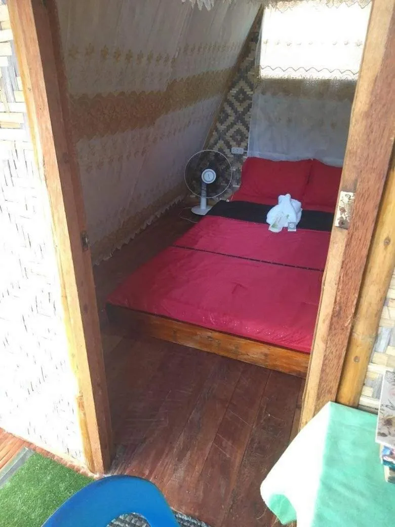 Bed in SHUKRAN Apartelle