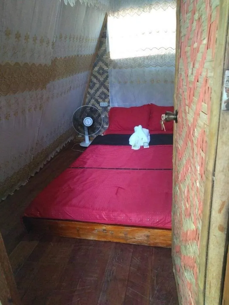Bed in SHUKRAN Apartelle