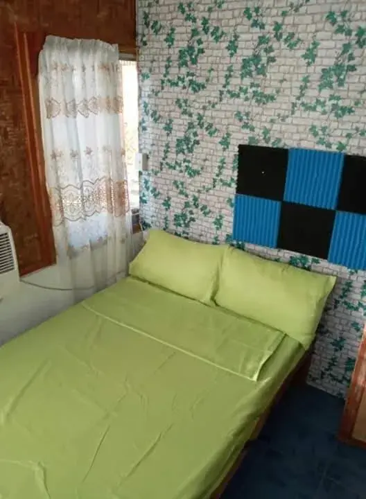 Economy Double Room in SHUKRAN Apartelle Economy Double Room in SHUKRAN Apartelle