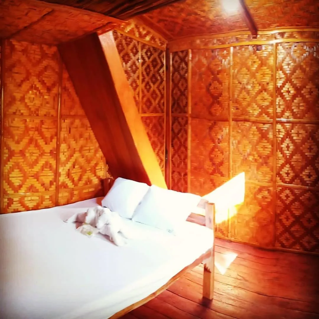 Bed in SHUKRAN Apartelle