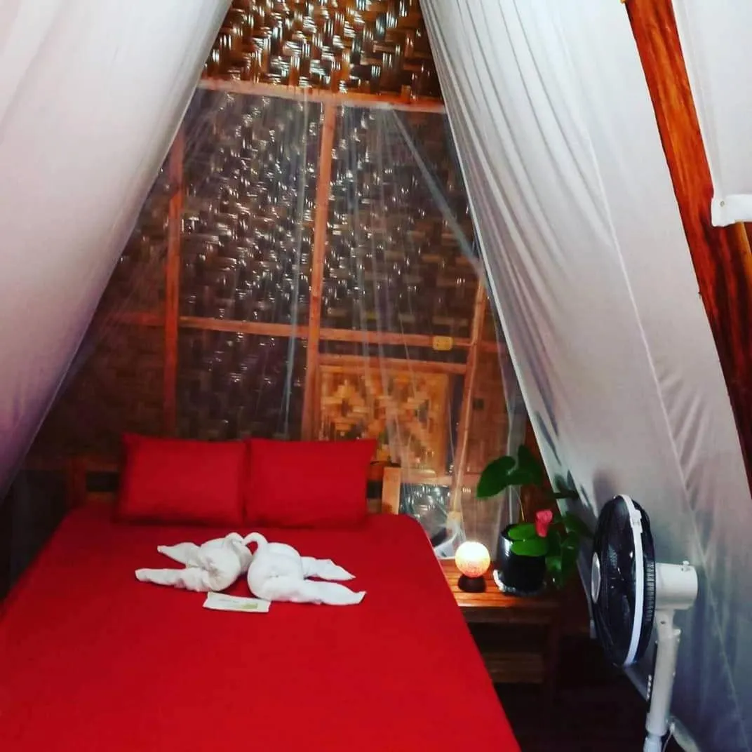 Bed in SHUKRAN Apartelle