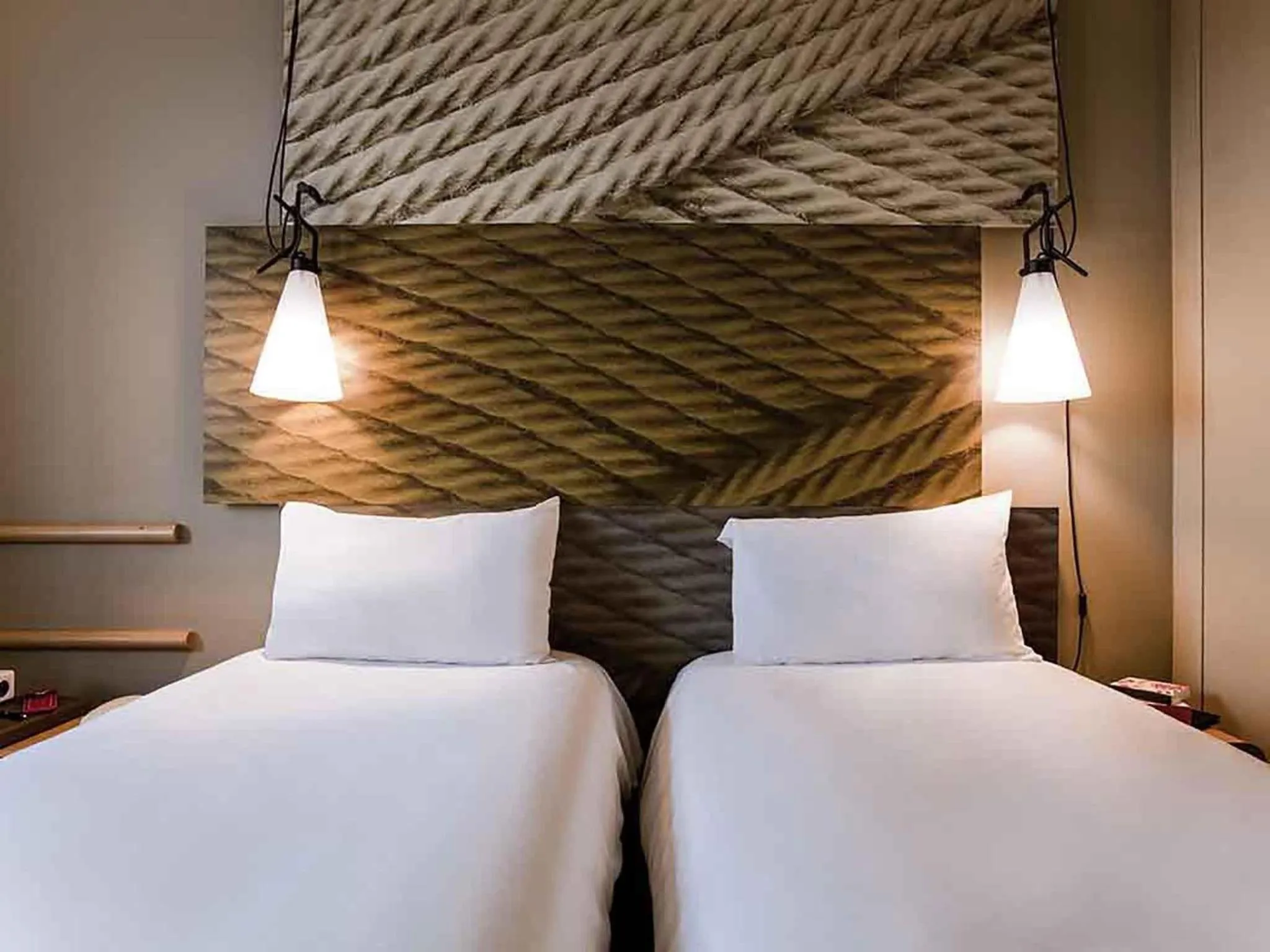 Bedroom, Bed in ibis Paris Porte de Clichy Centre