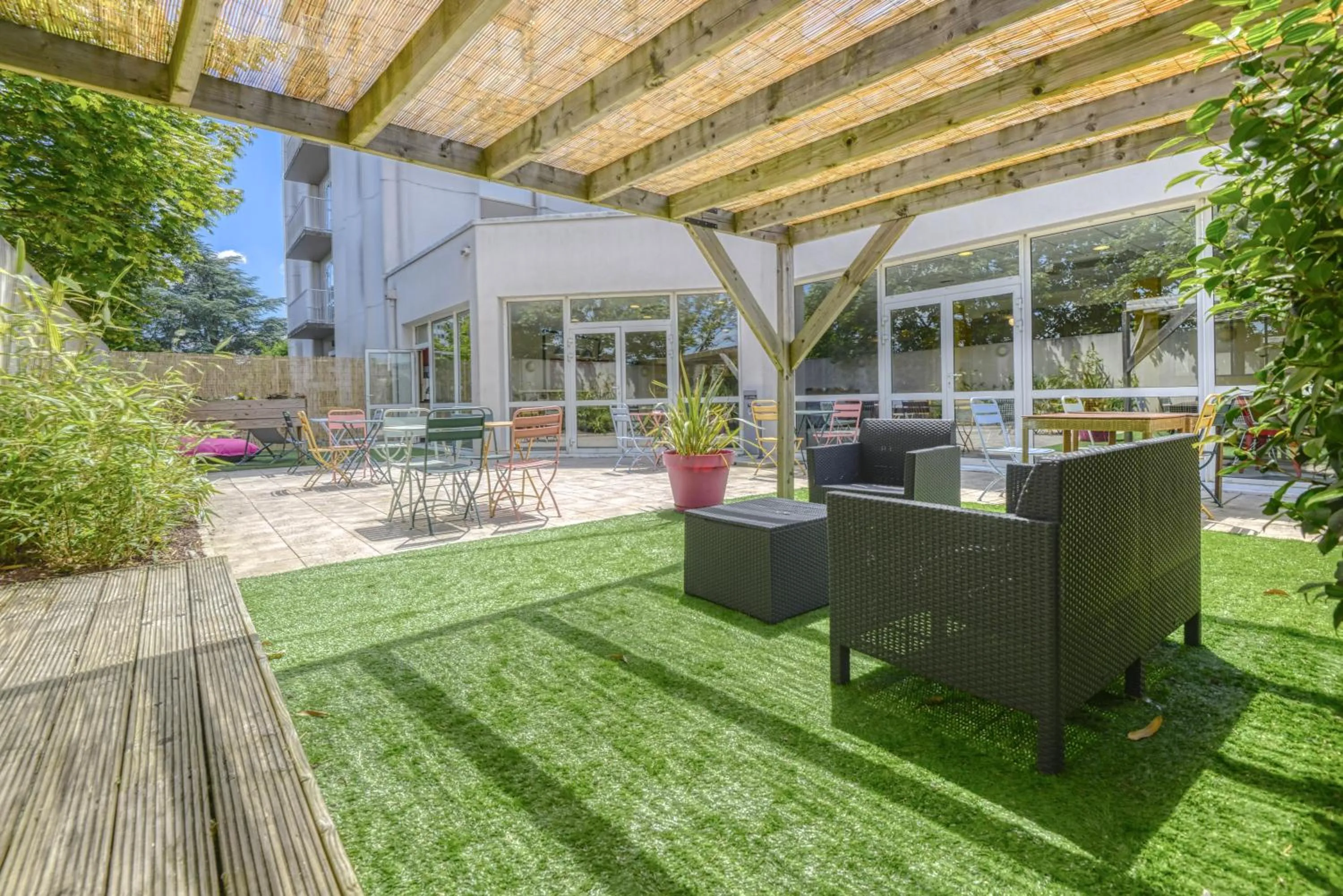 Patio in ibis Cholet