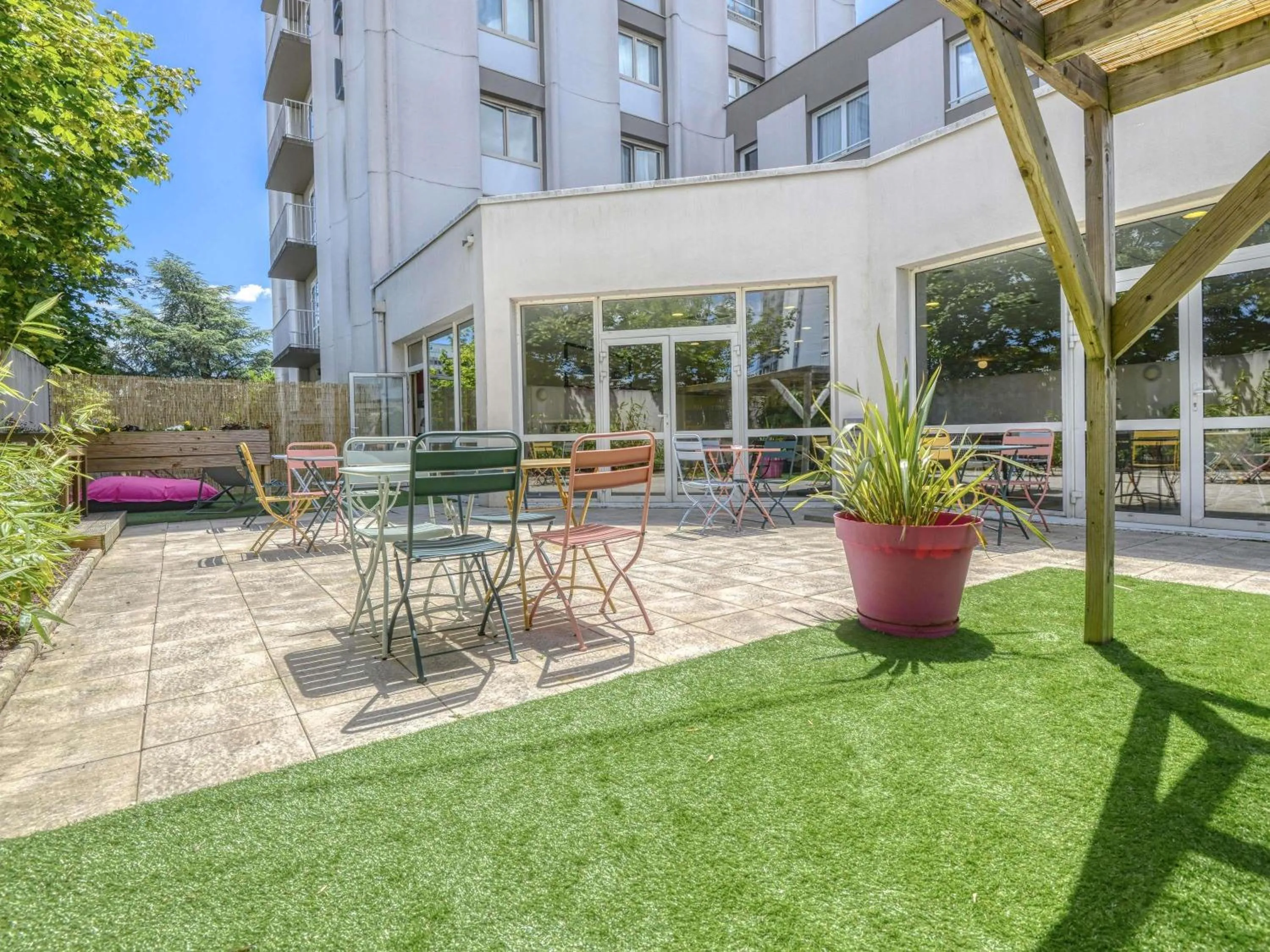 Property building in ibis Cholet