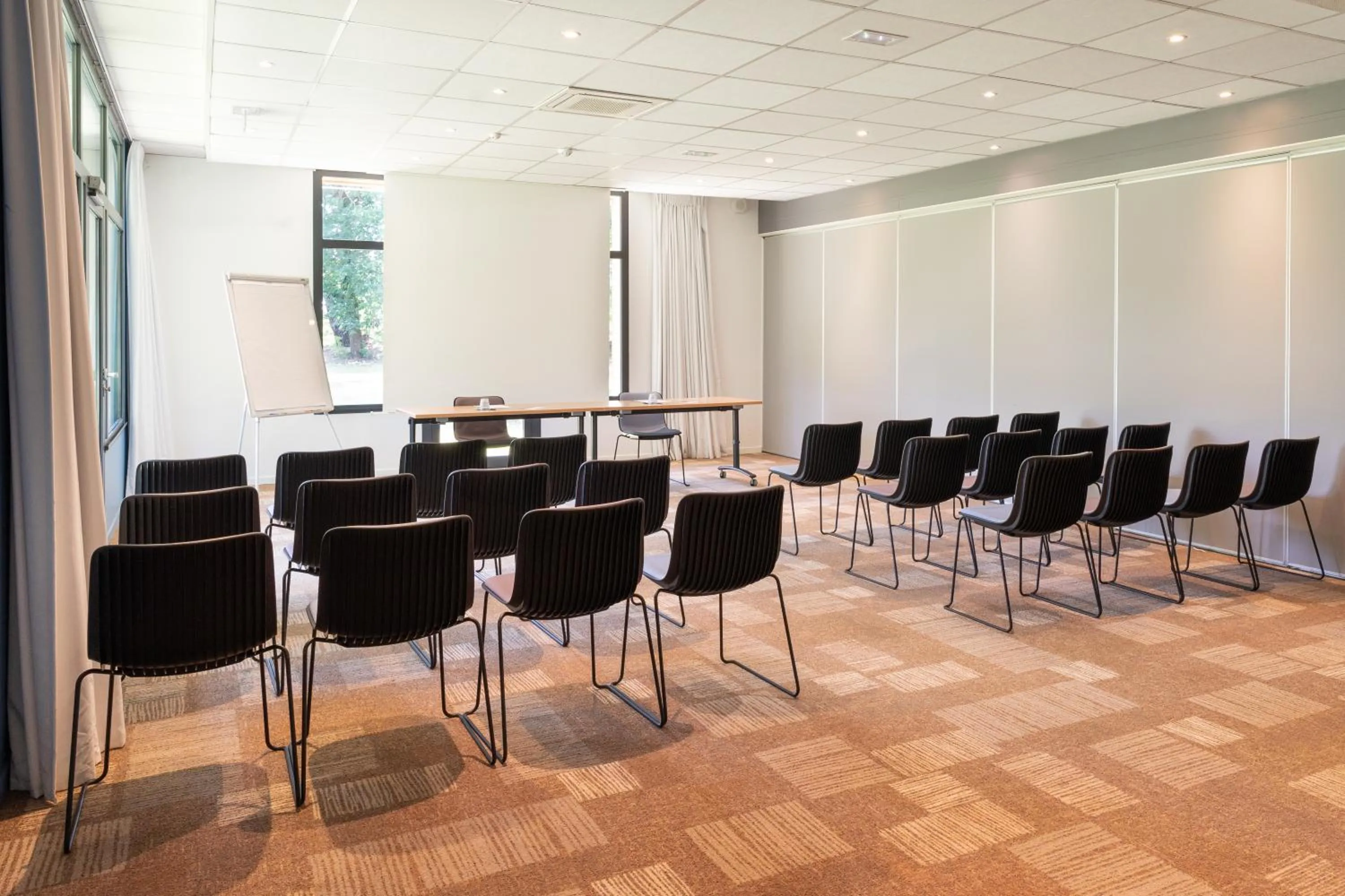 Meeting/conference room in ibis Arcachon la Teste de Buch