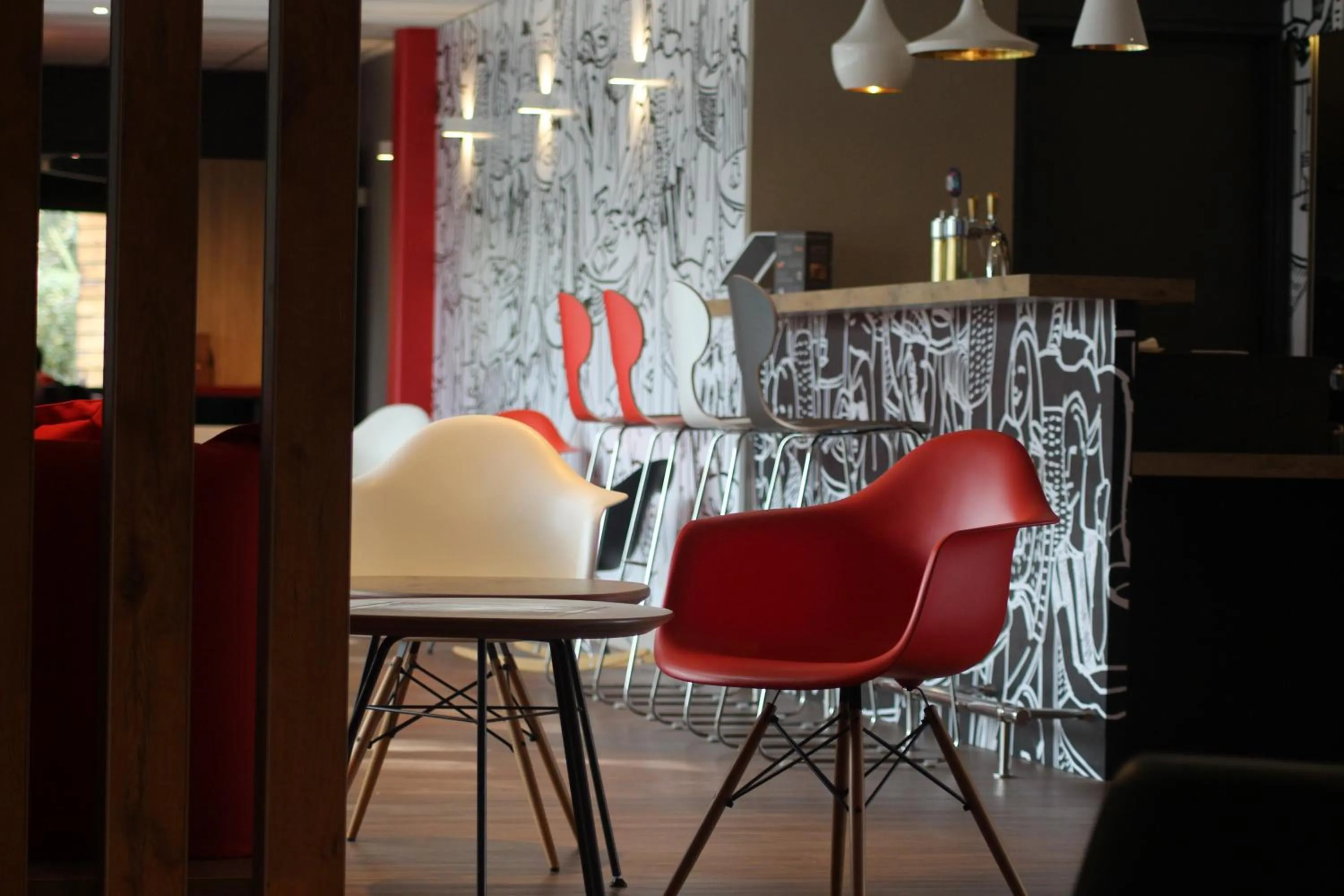 Lobby or reception in ibis Arcachon la Teste de Buch