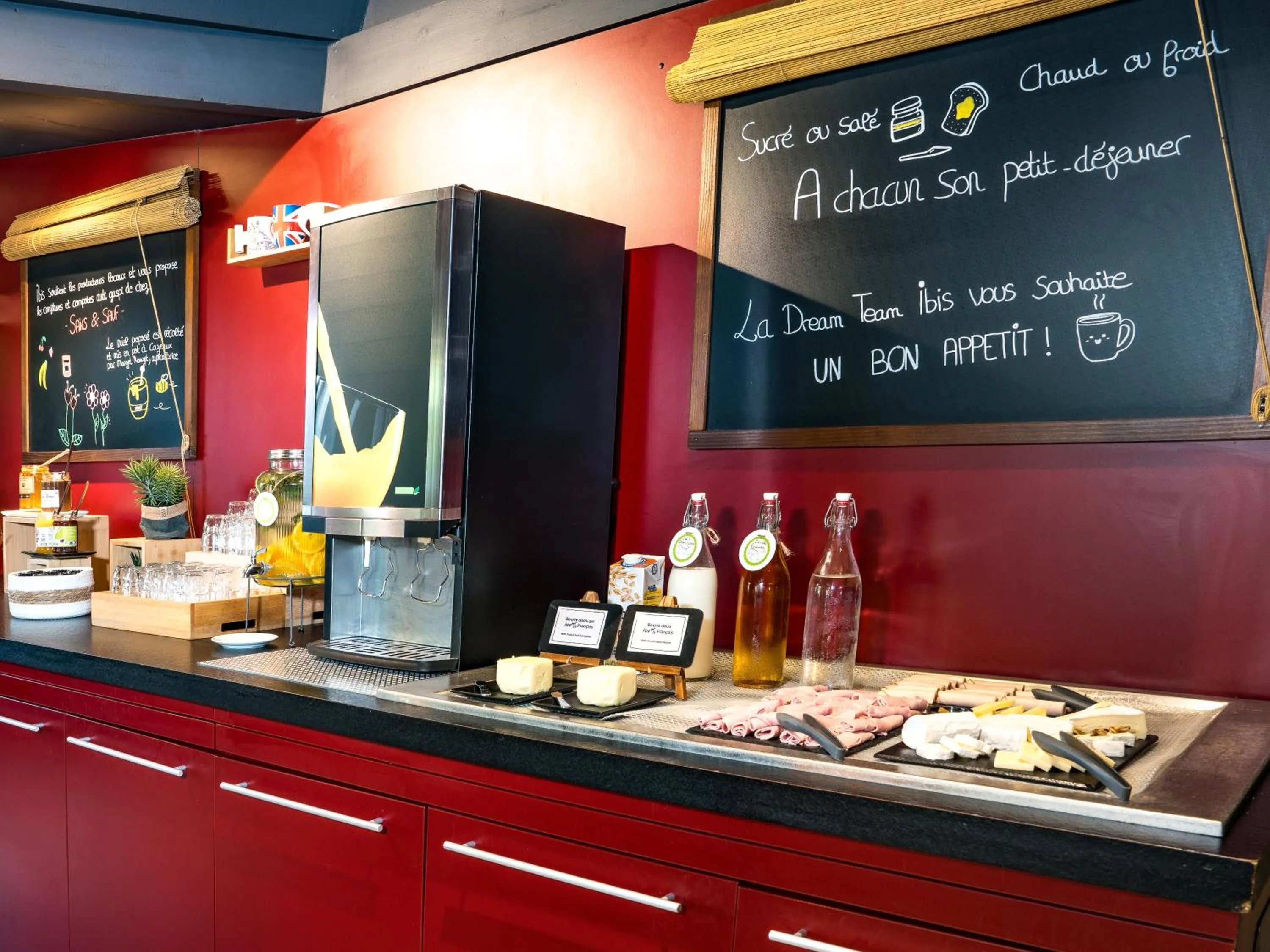 Breakfast in ibis Arcachon la Teste de Buch