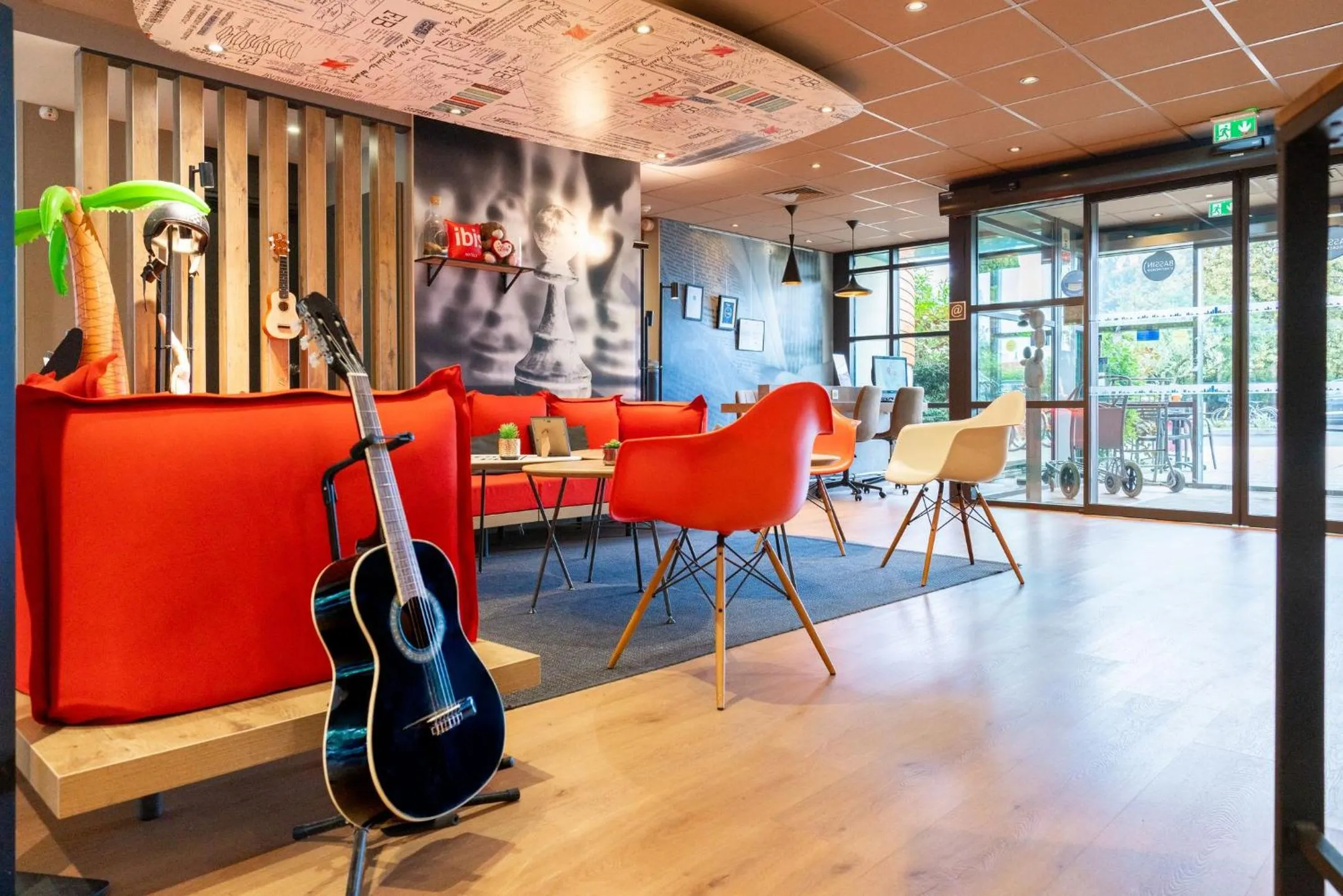 Lobby or reception in ibis Arcachon la Teste de Buch