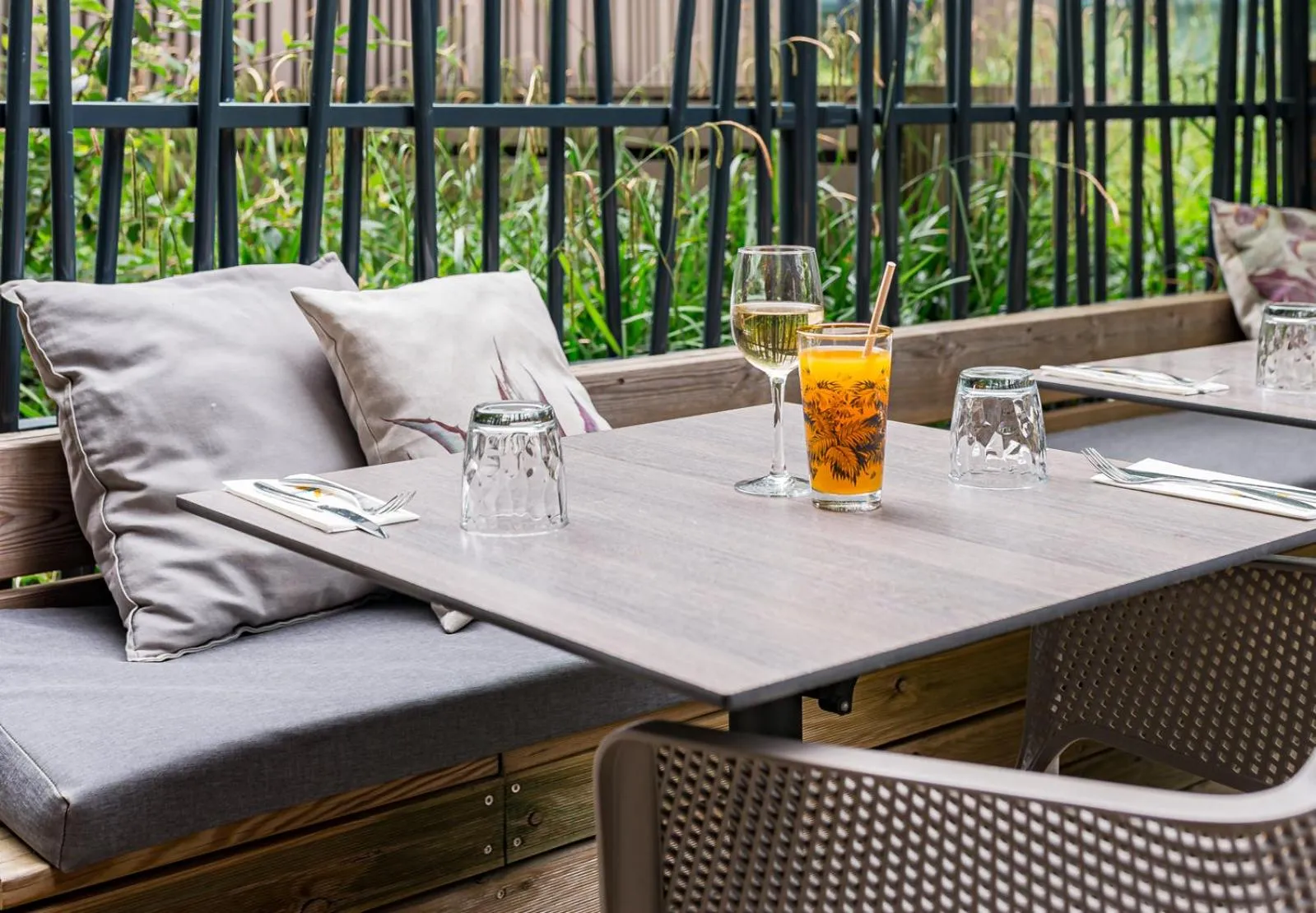 Patio in Première Classe Lyon Centre Gare Part Dieu