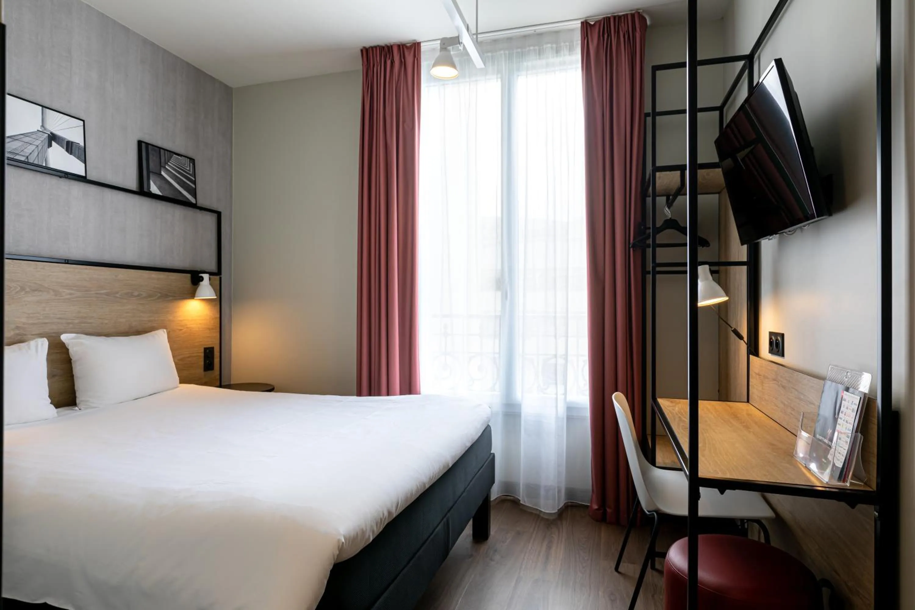 Bedroom, Bed in ibis Paris Boulogne Billancourt