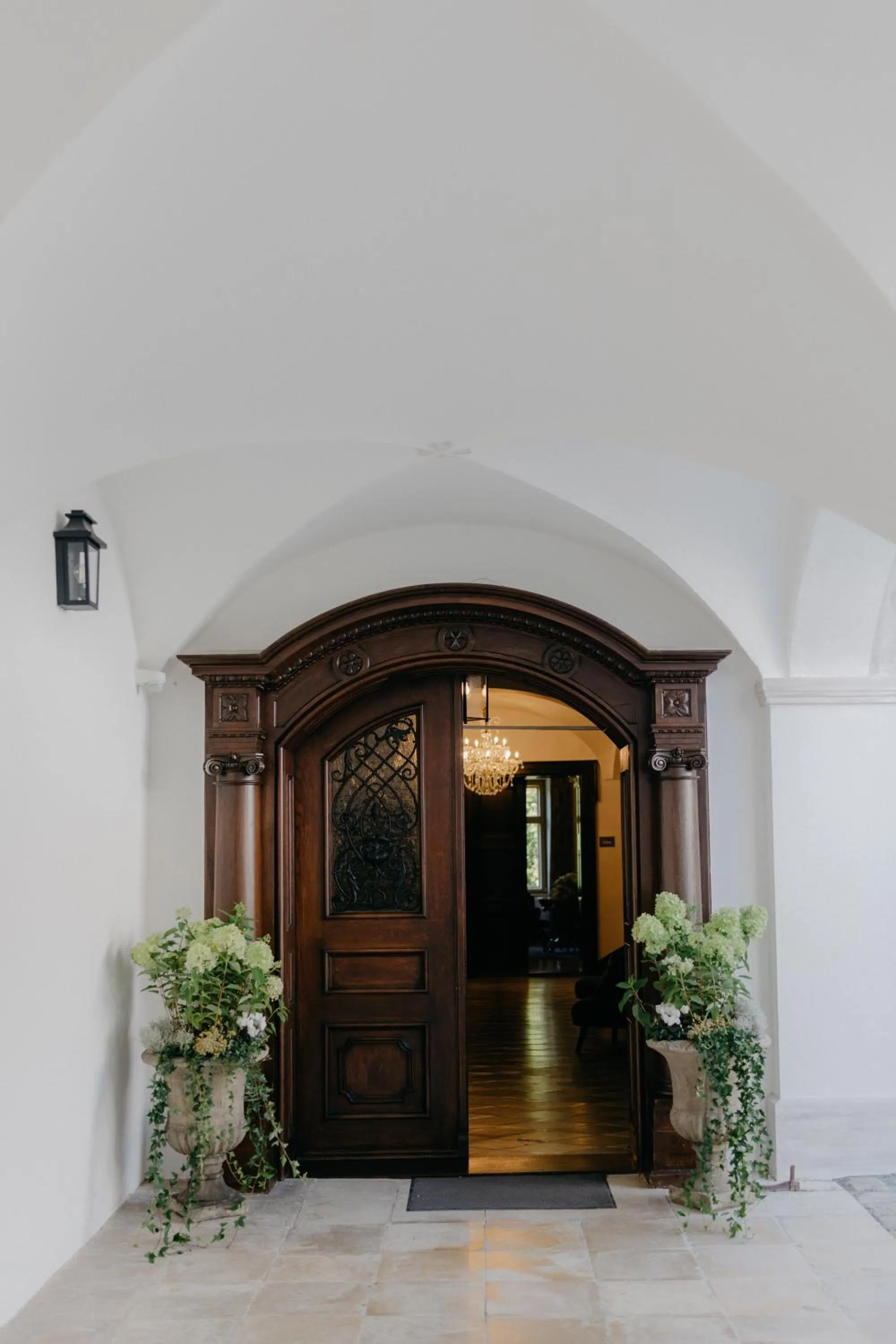 Facade/entrance in Schloss - Schenke Tunzenberg