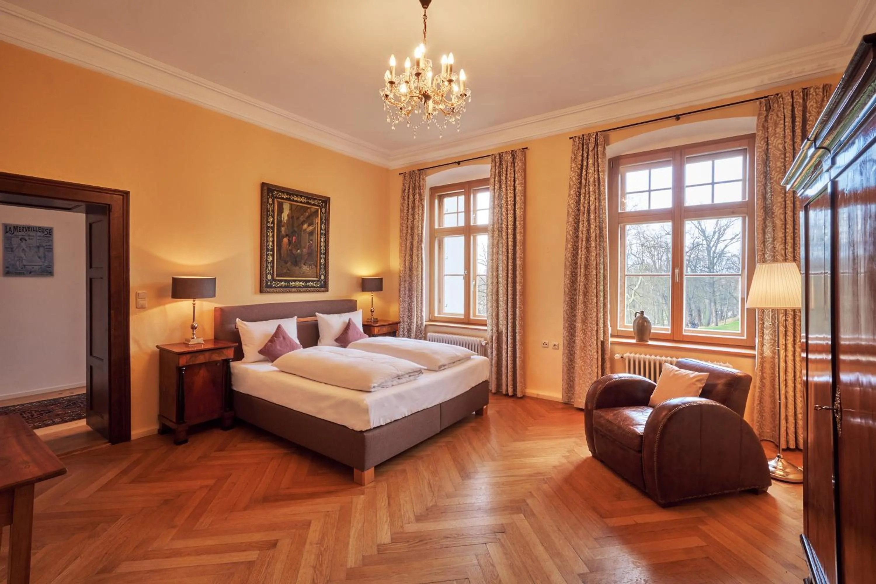 Photo of the whole room, Bed in Schloss - Schenke Tunzenberg