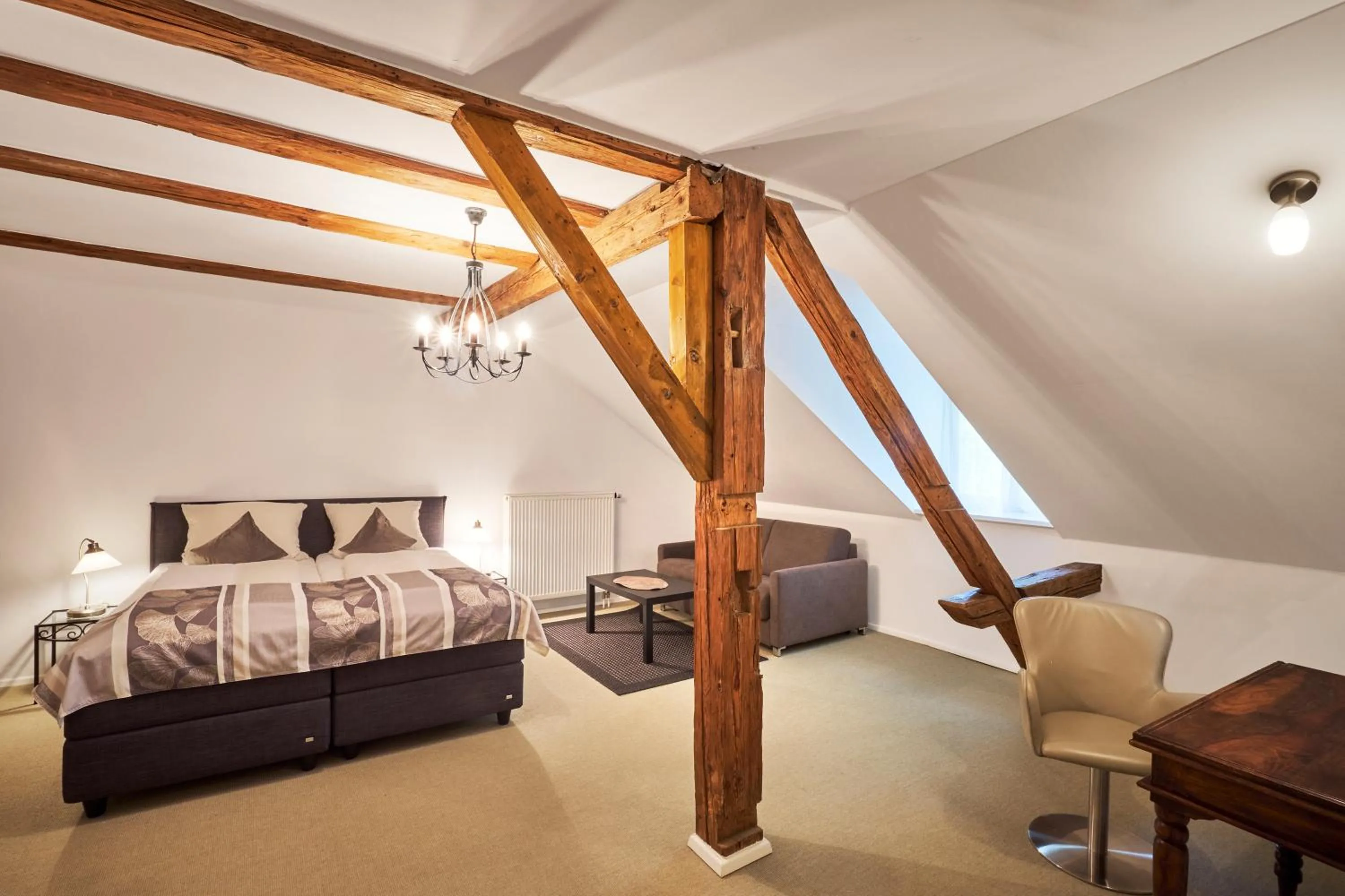 Photo of the whole room, Bed in Schloss - Schenke Tunzenberg