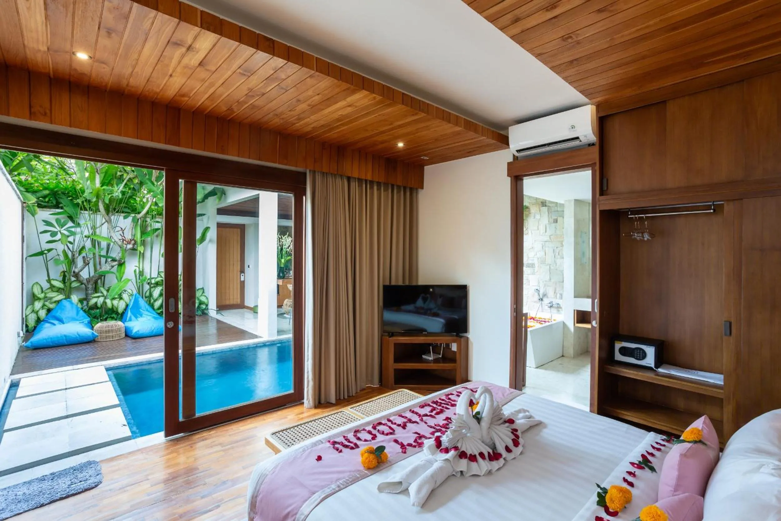Bed in Bali Vilaasee