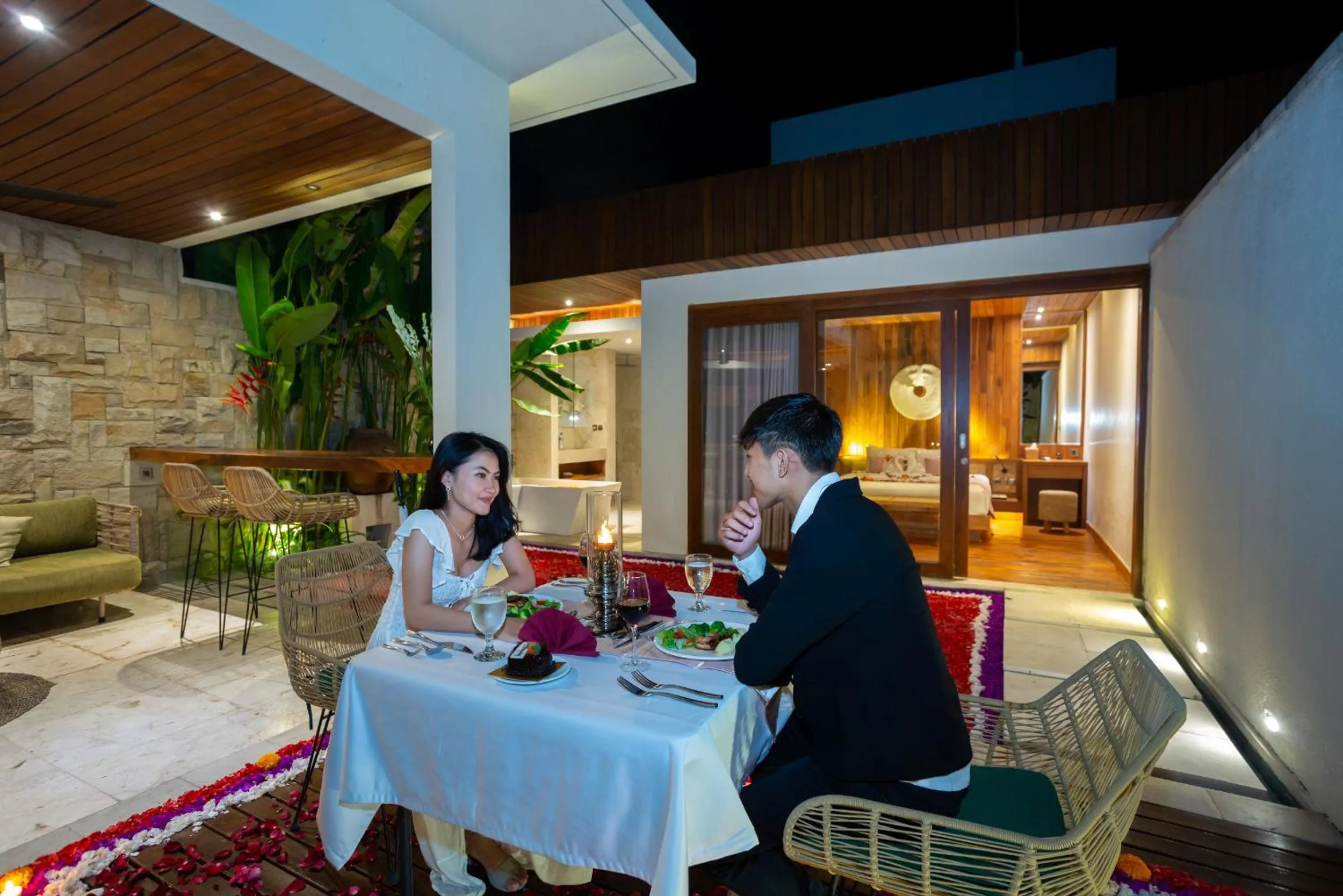 Dinner in Bali Vilaasee