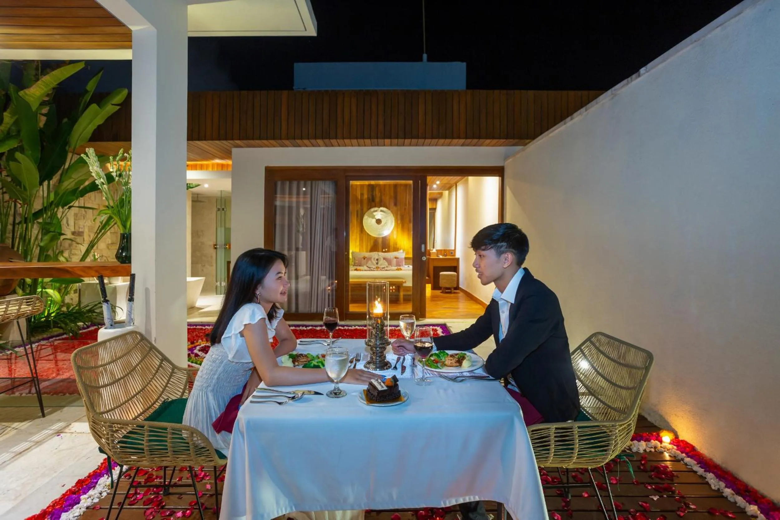 Dinner in Bali Vilaasee