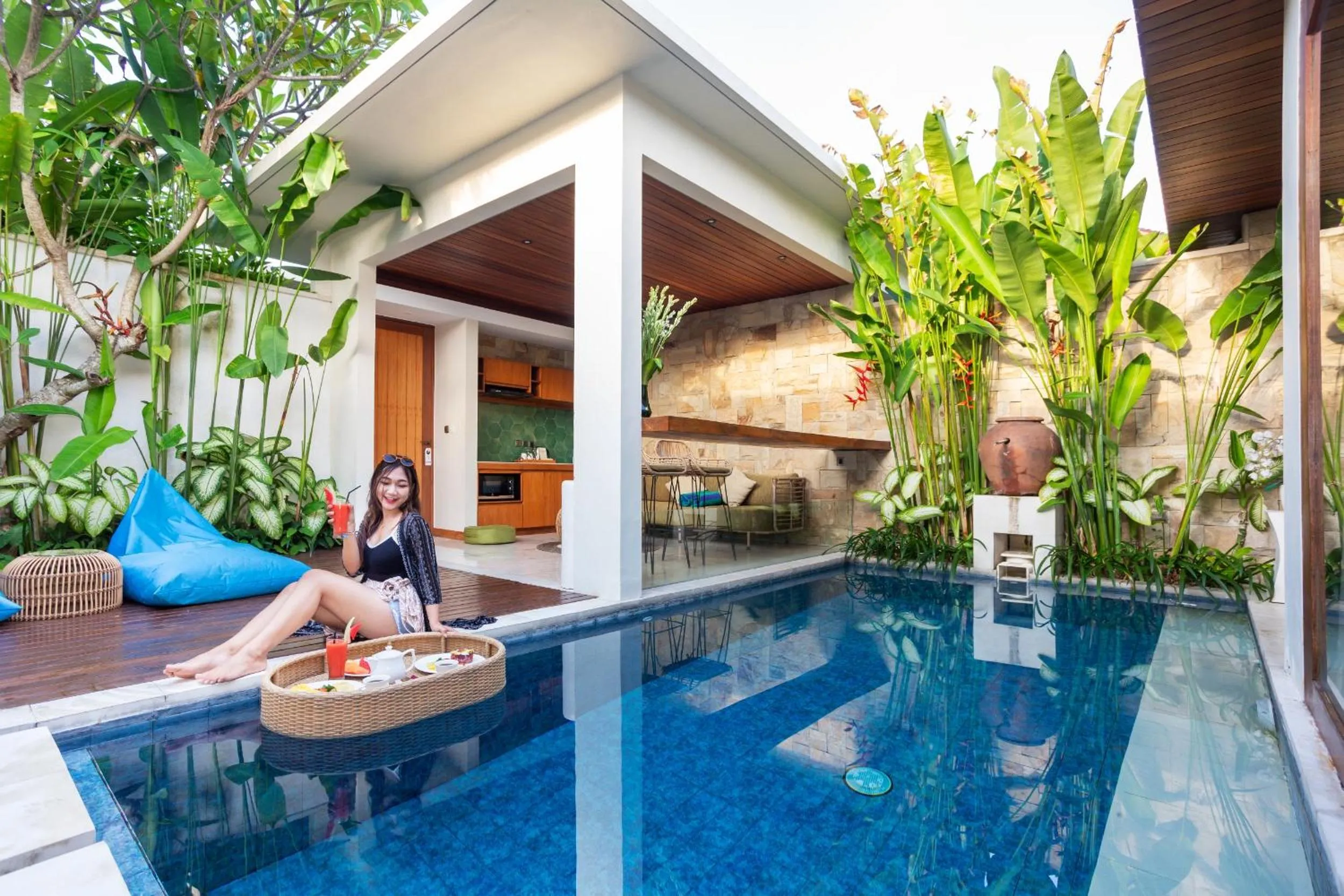 Swimming pool in Bali Vilaasee