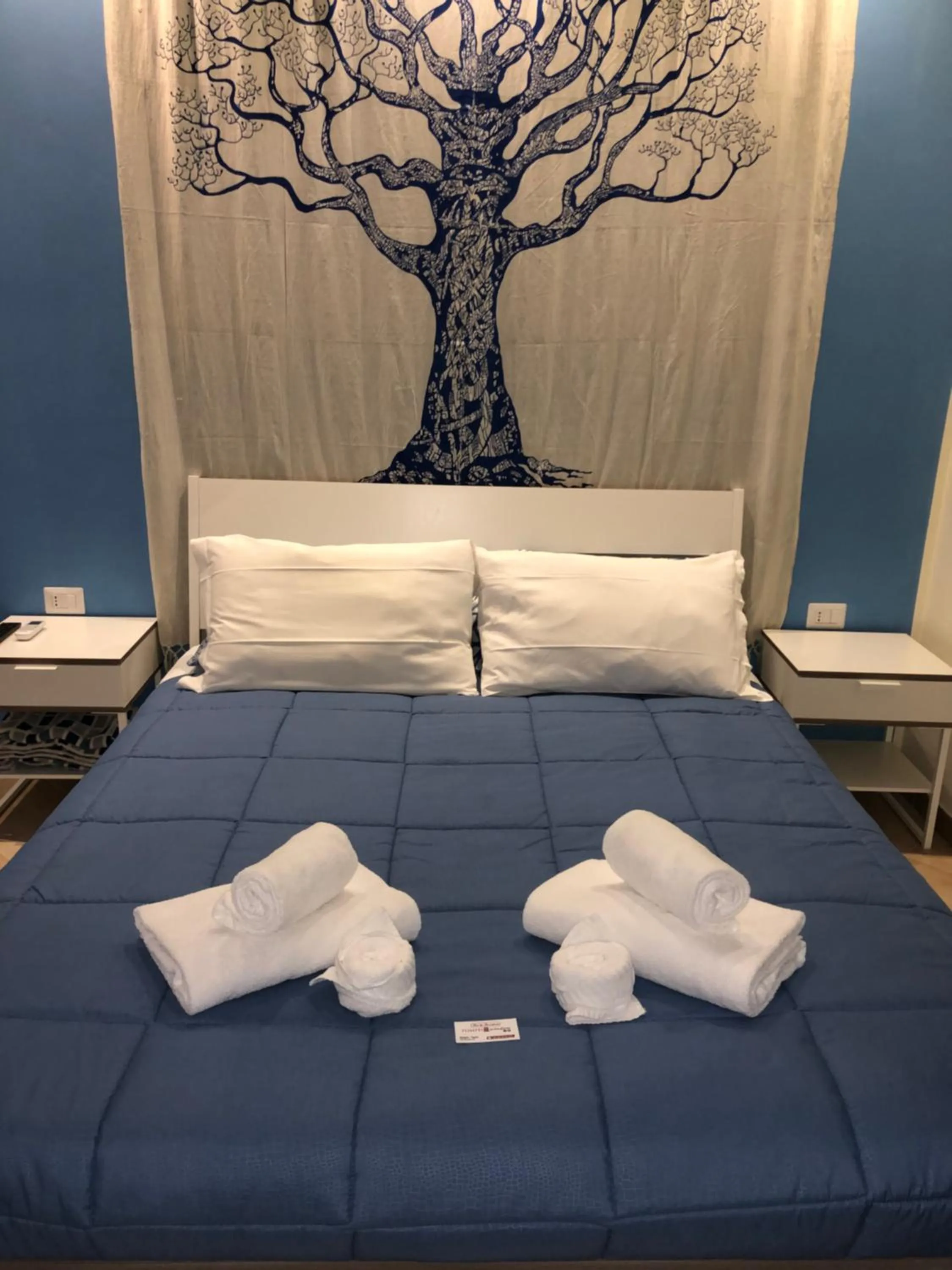 Bed in B&b Pompei Window