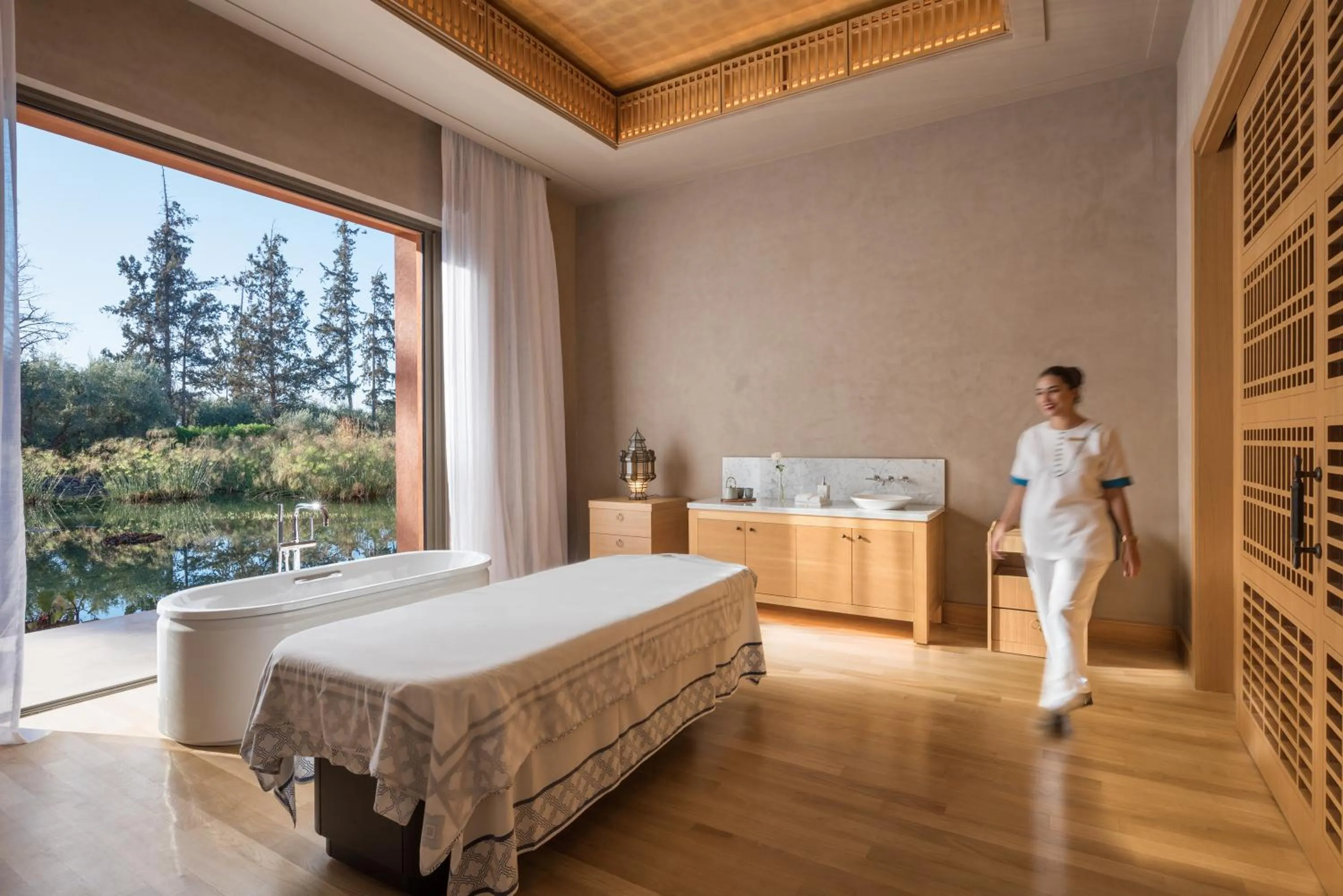 Massage, Bed in The Oberoi Marrakech