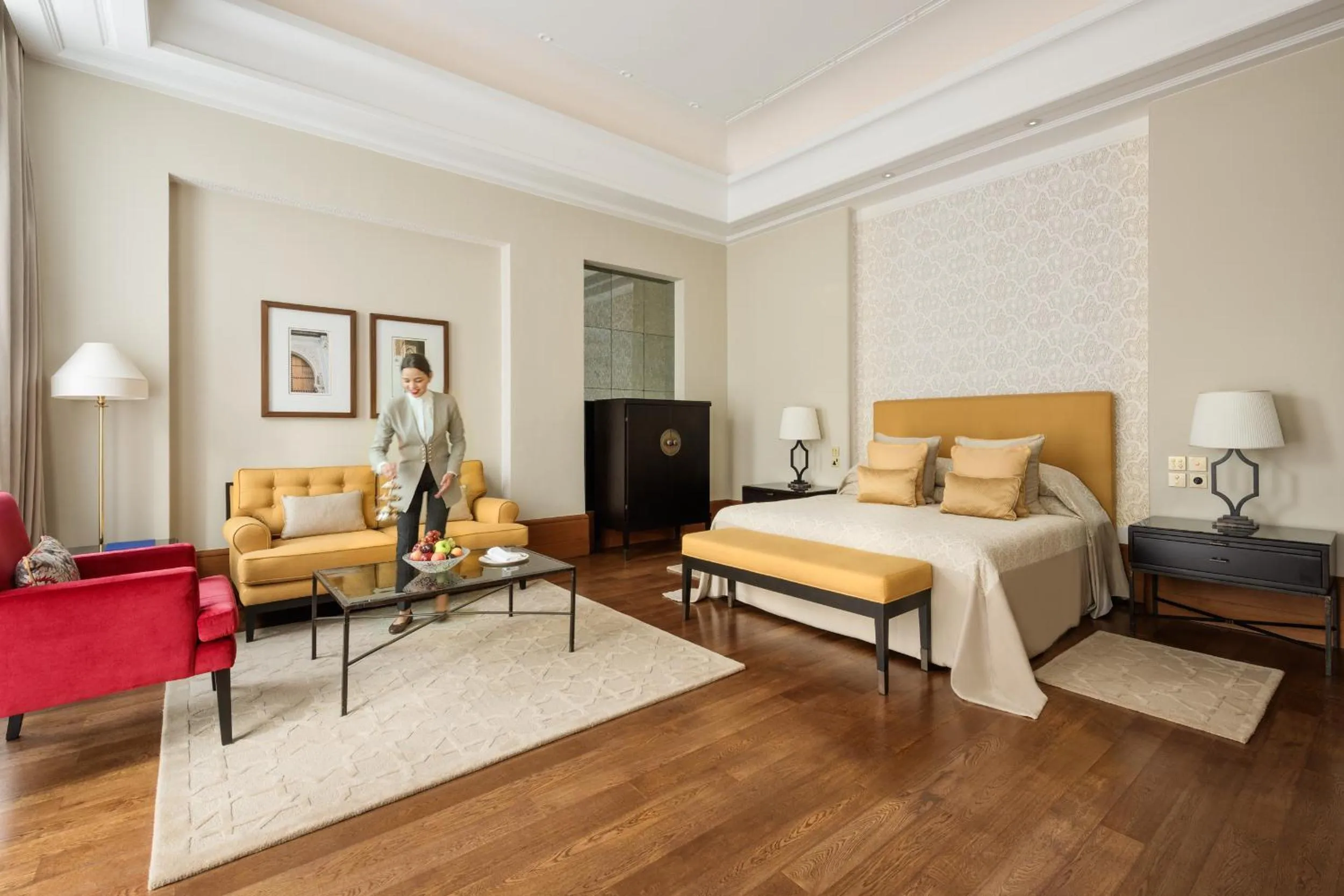 Staff, Bed in The Oberoi Marrakech