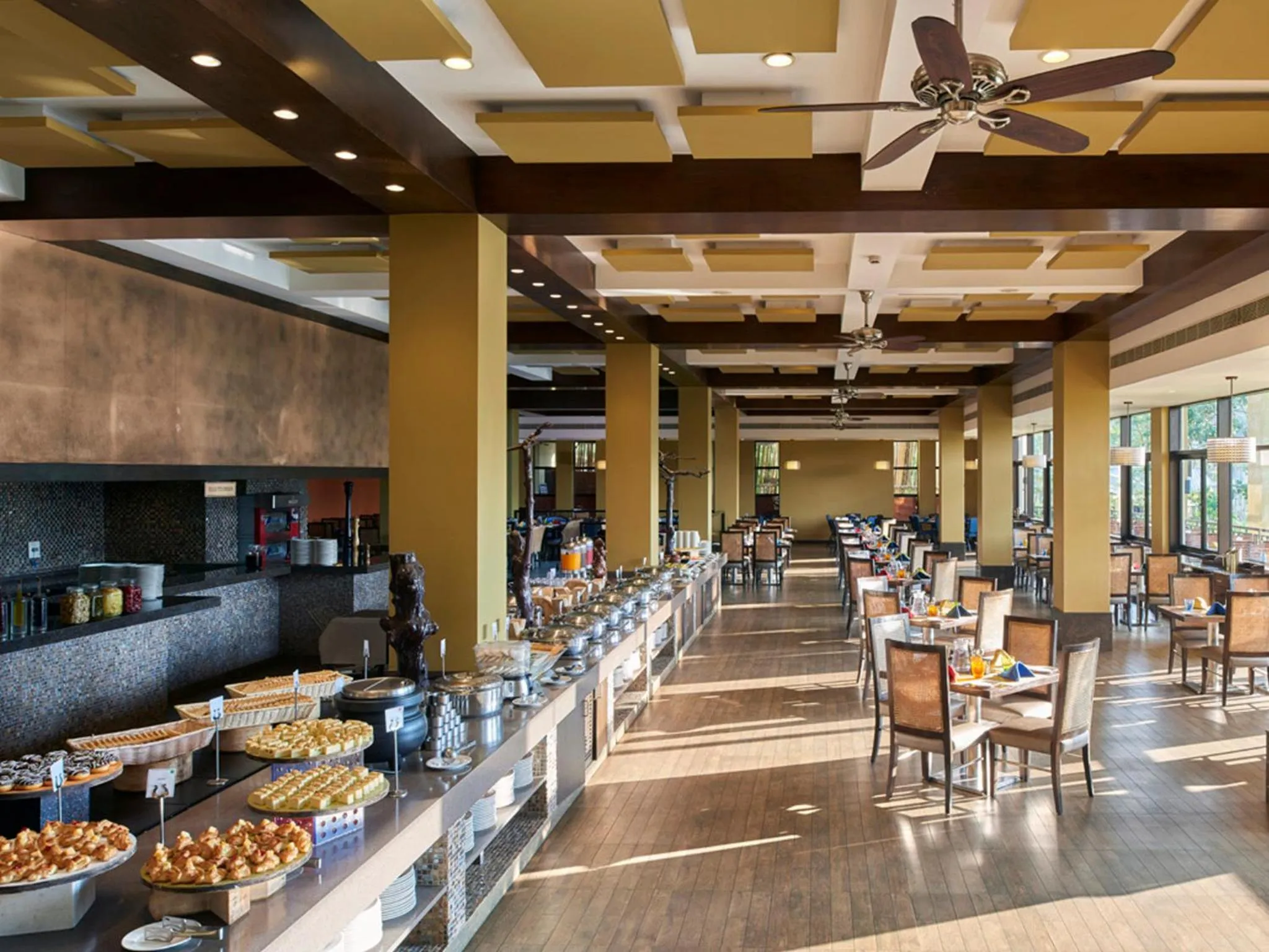 Restaurant/places to eat in Club Mahindra Virajpet, Coorg