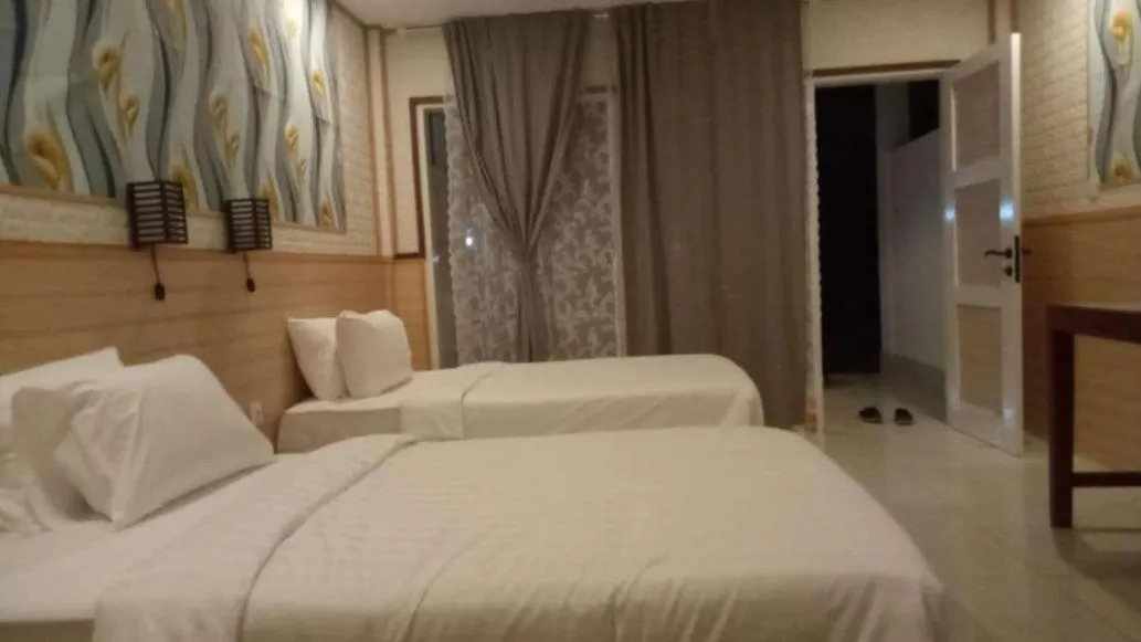 Bed in Wah Resort Gili Trawangan